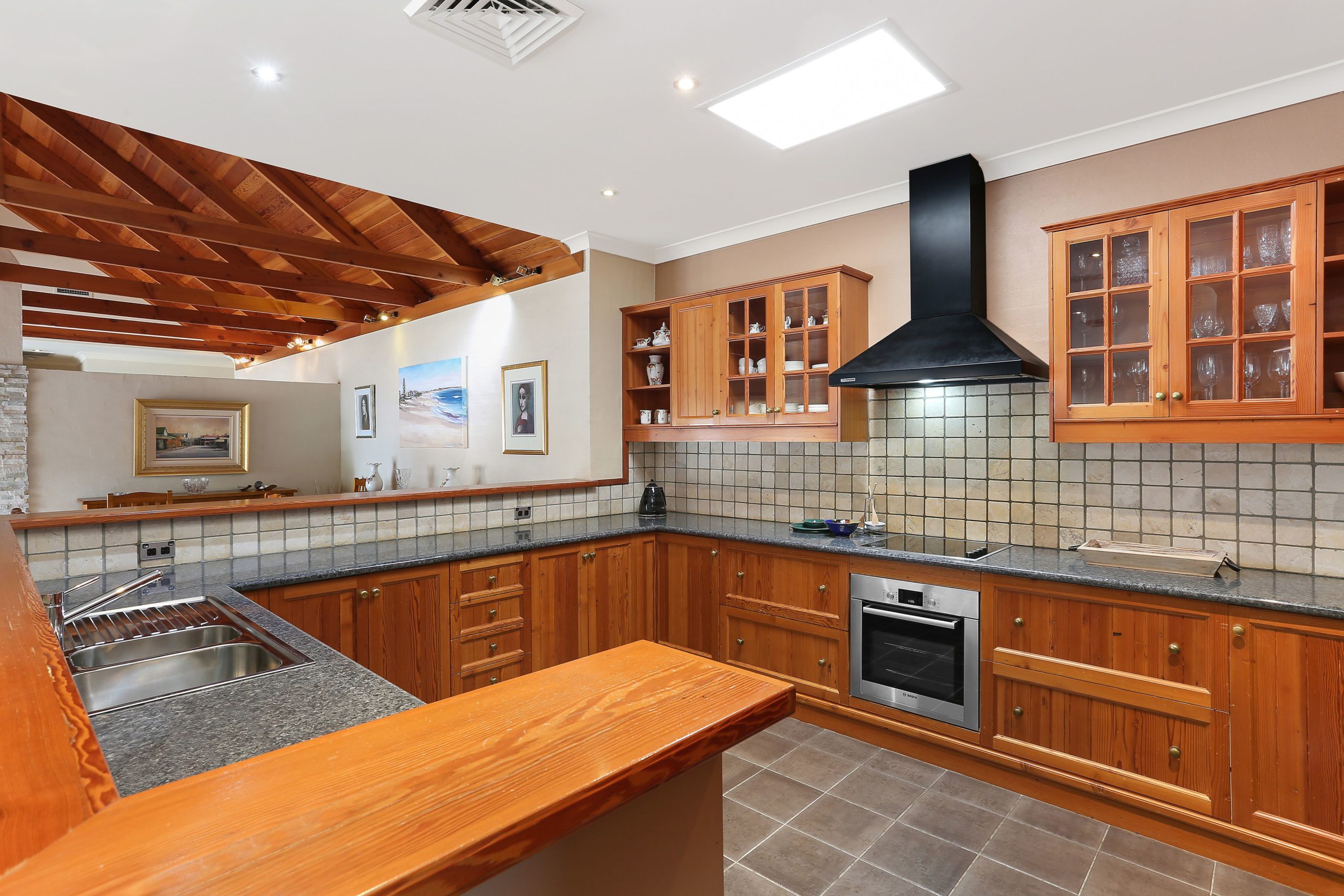 57 William James Drive, Cordeaux Heights - Thumbnail 3