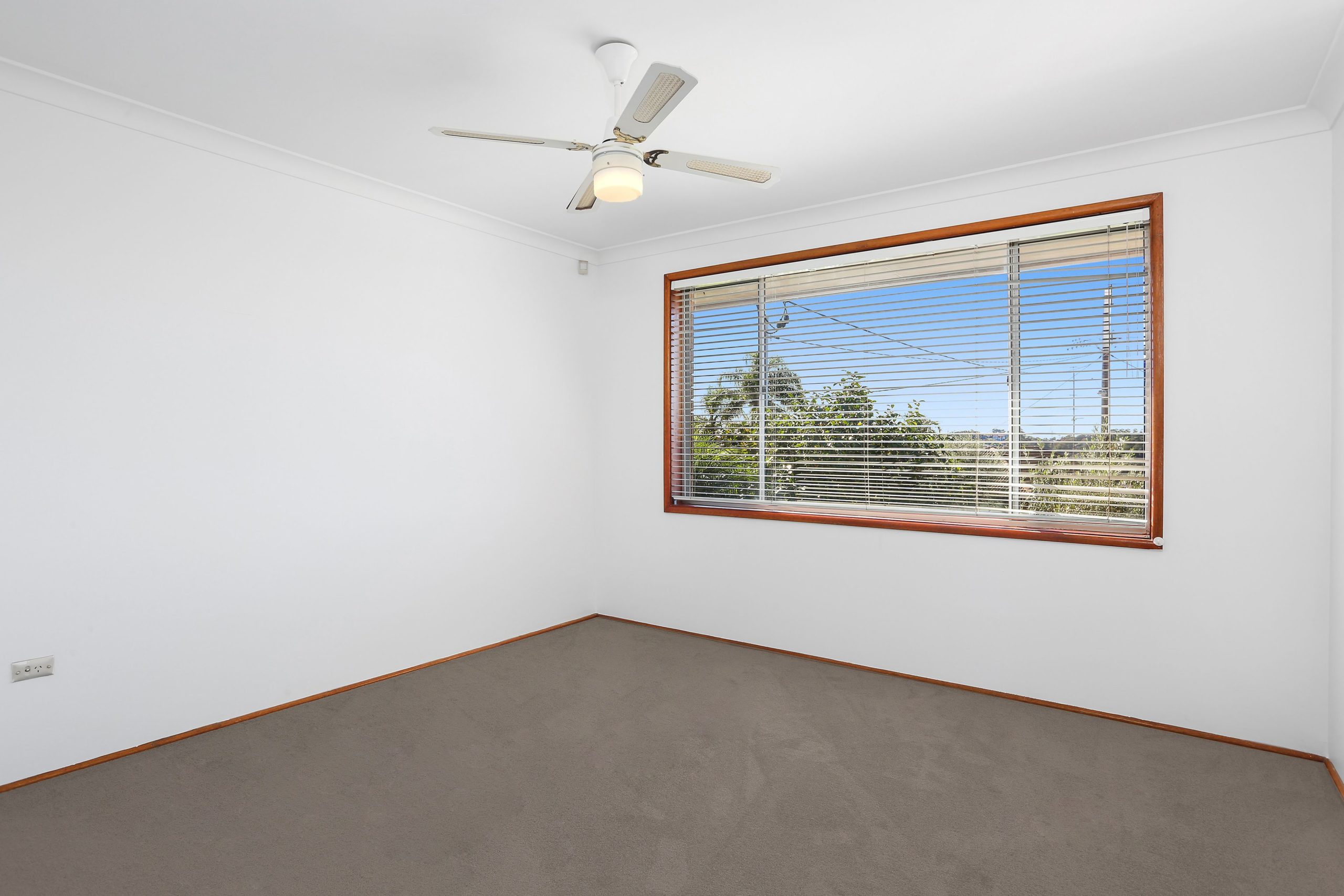 28 Outlook Drive, Figtree - Thumbnail 2