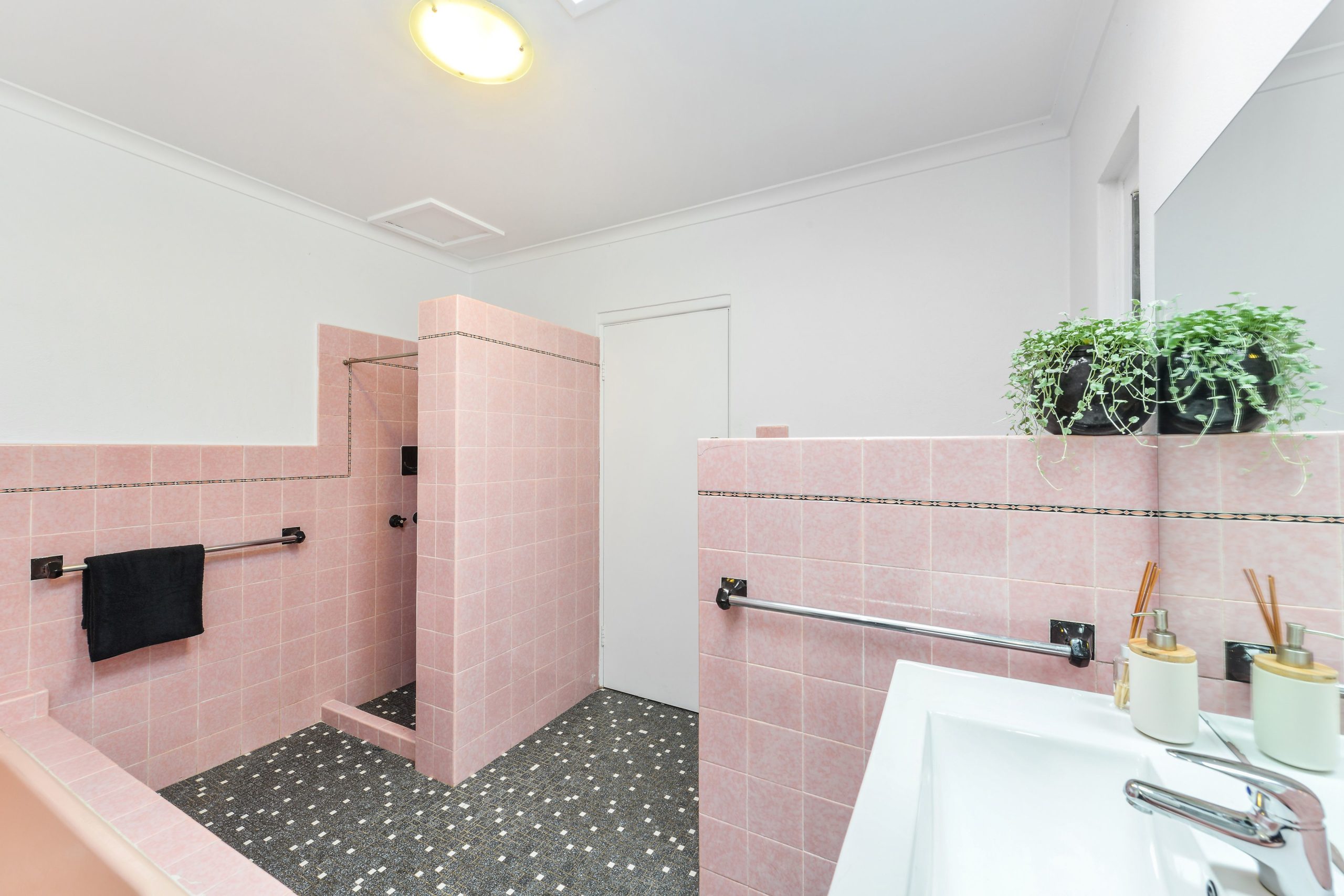 37 Hilltop Avenue, Wollongong - Thumbnail 6