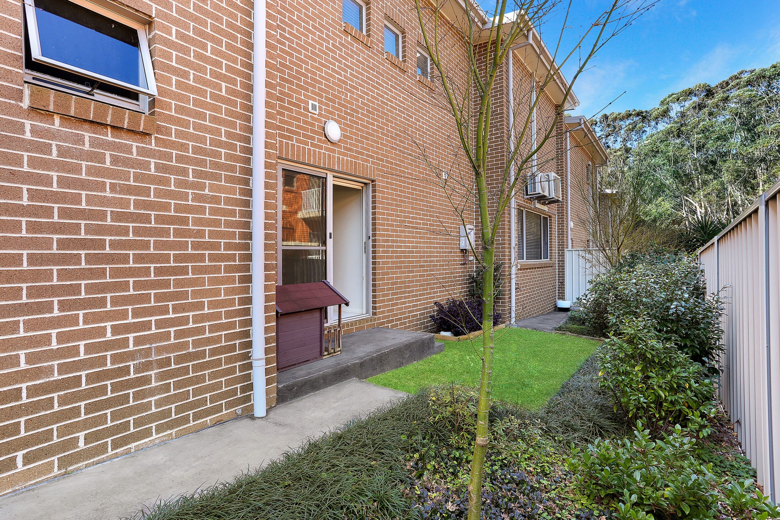 2/3 Gilmore Street, West Wollongong - Thumbnail 2