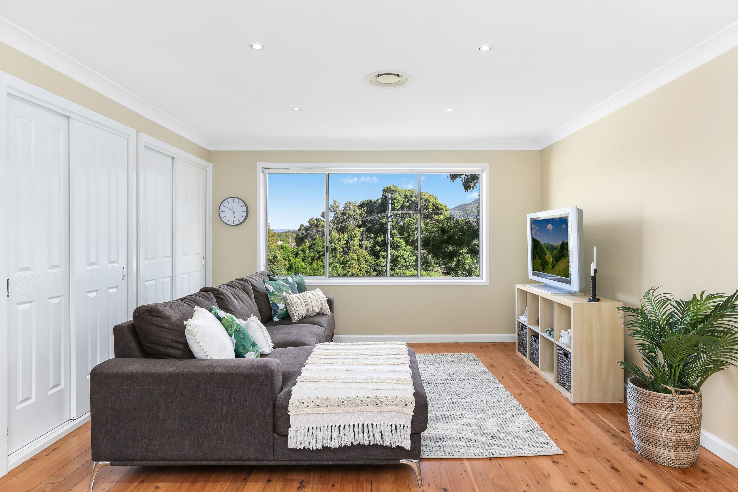 16a Lamerton Drive, Figtree - Thumbnail 4