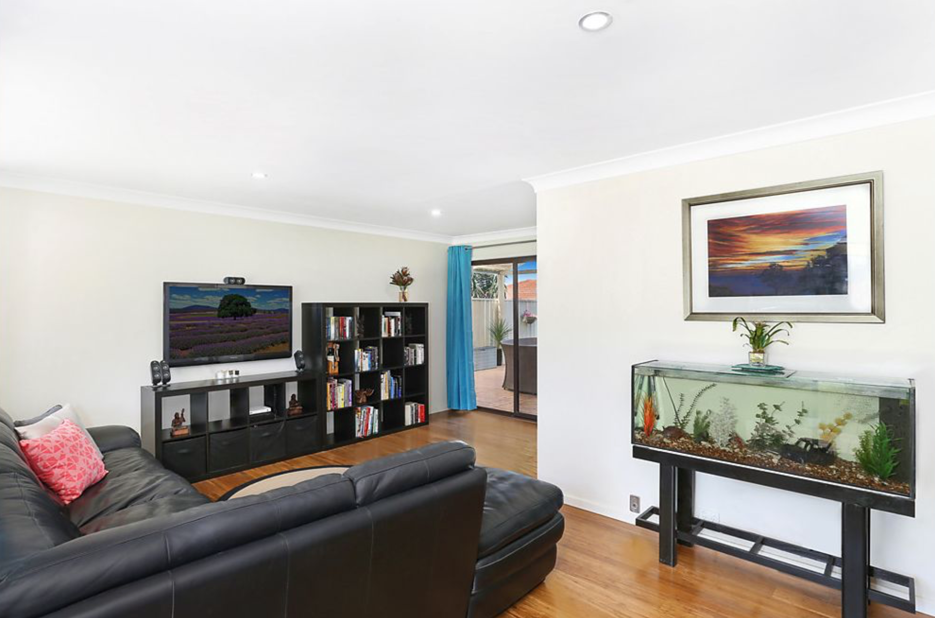 19 Serrata Place, Cordeaux Heights - Thumbnail 4