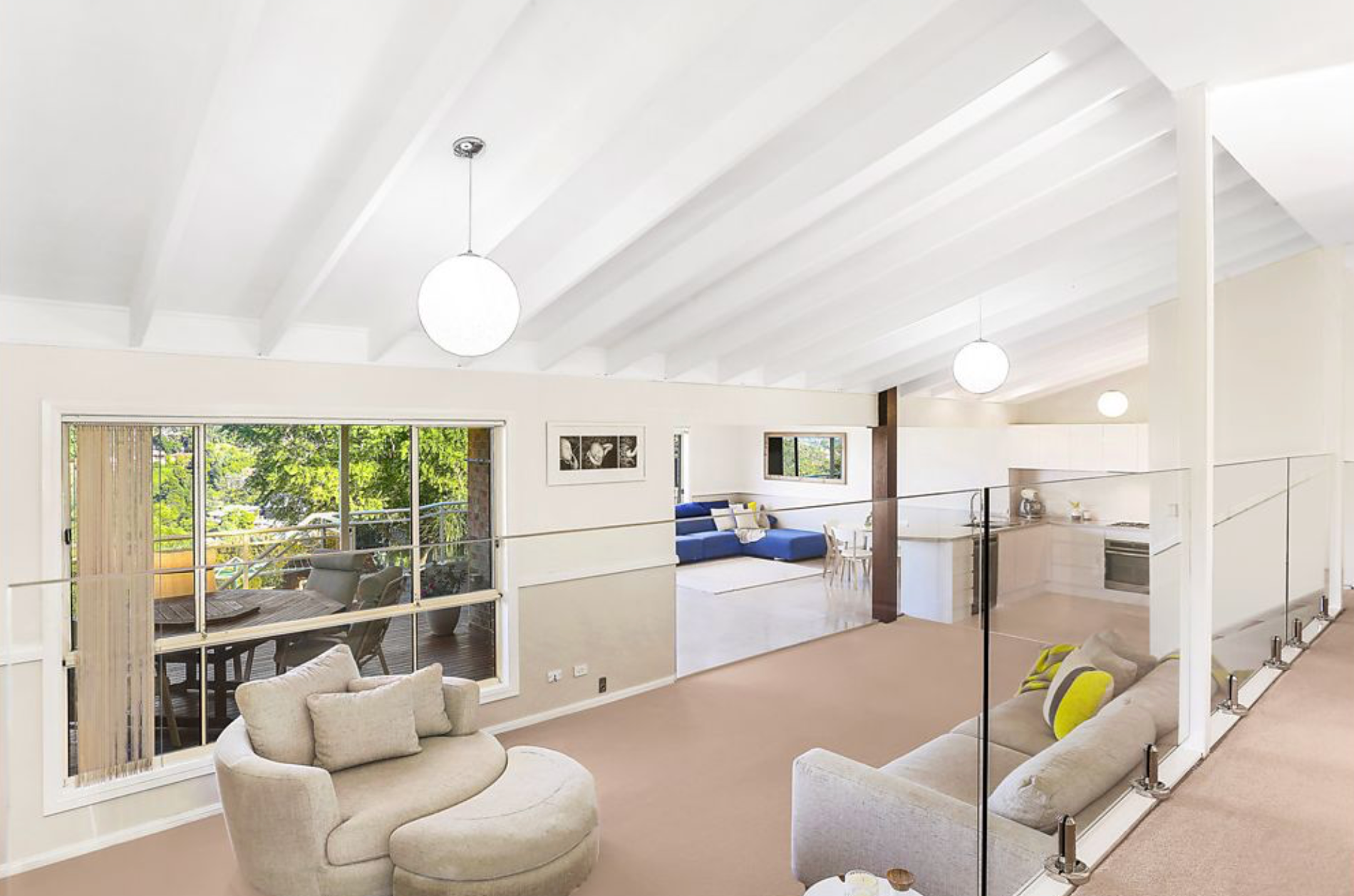 19 Silvertop Parade, Cordeaux Heights - Thumbnail 4