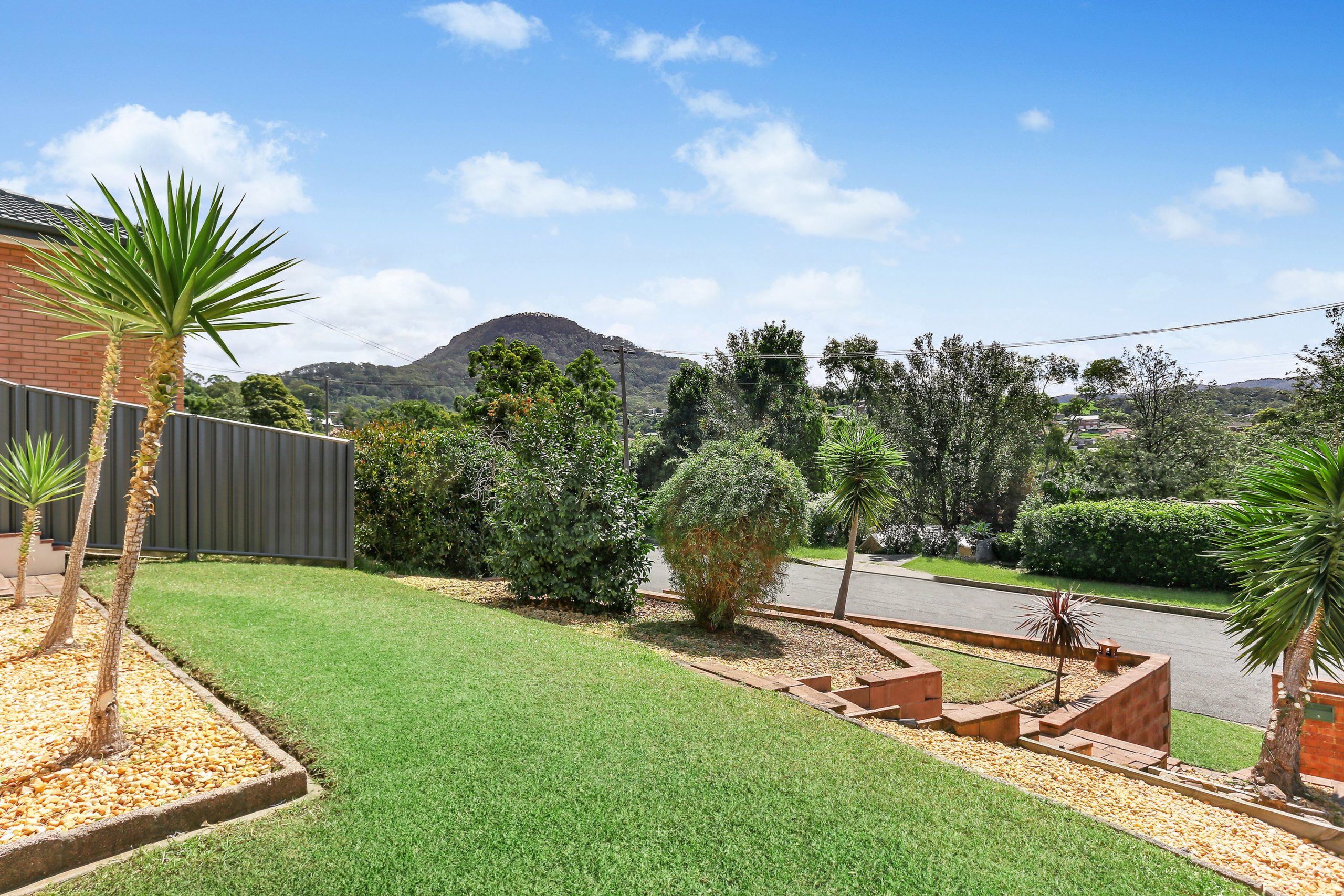 54 Ashley Avenue, Farmborough Heights - Thumbnail 5