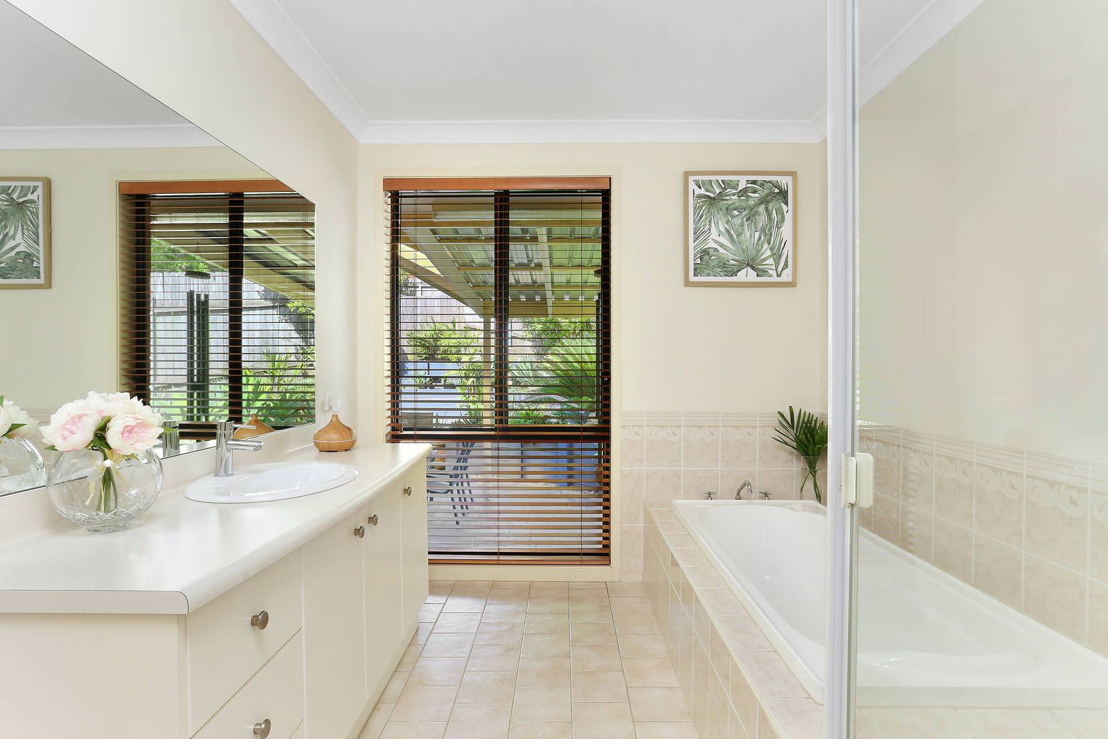 128c Farmborough Road, Farmborough Heights - Thumbnail 3