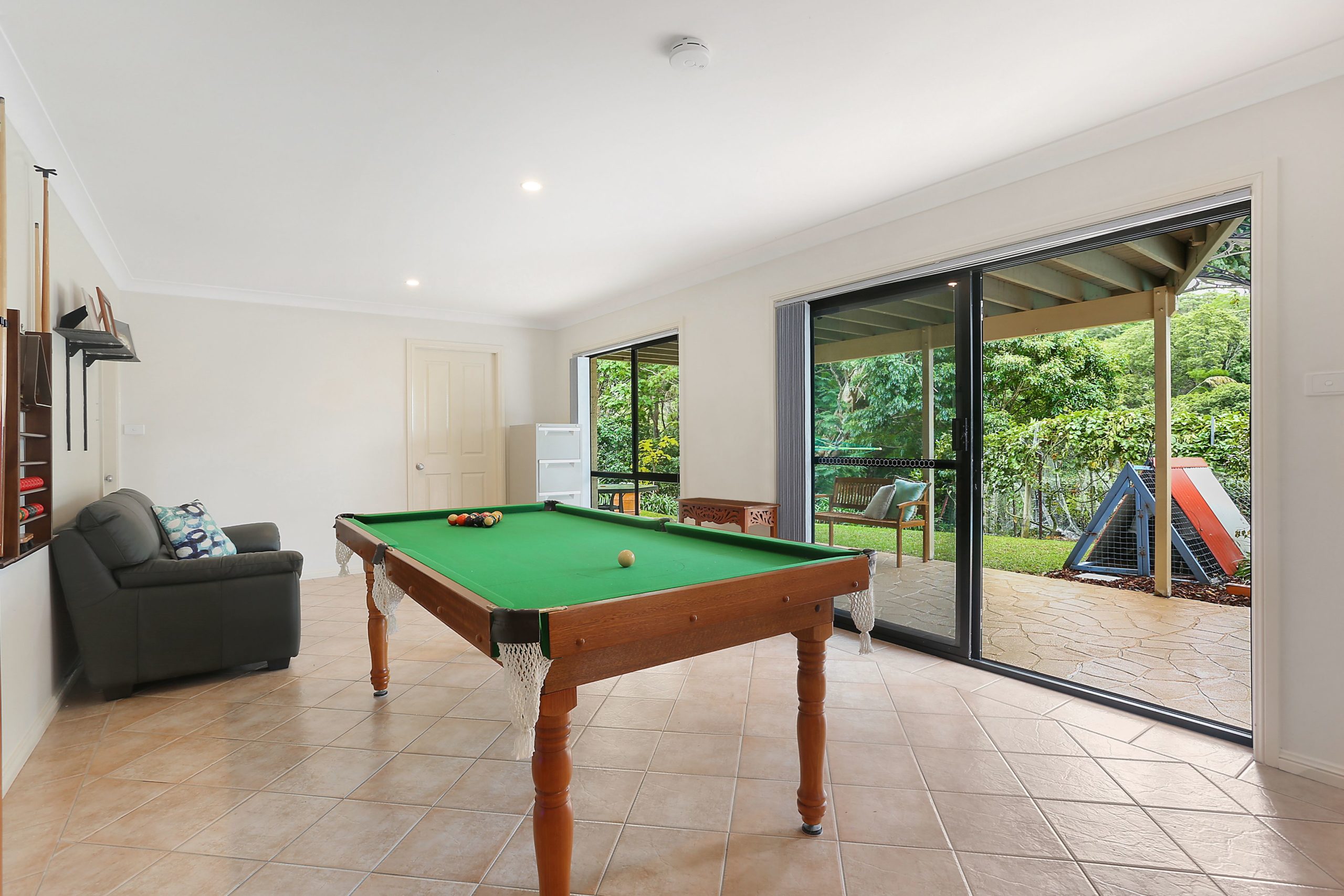 122 Staff Road, Cordeaux Heights - Thumbnail 3