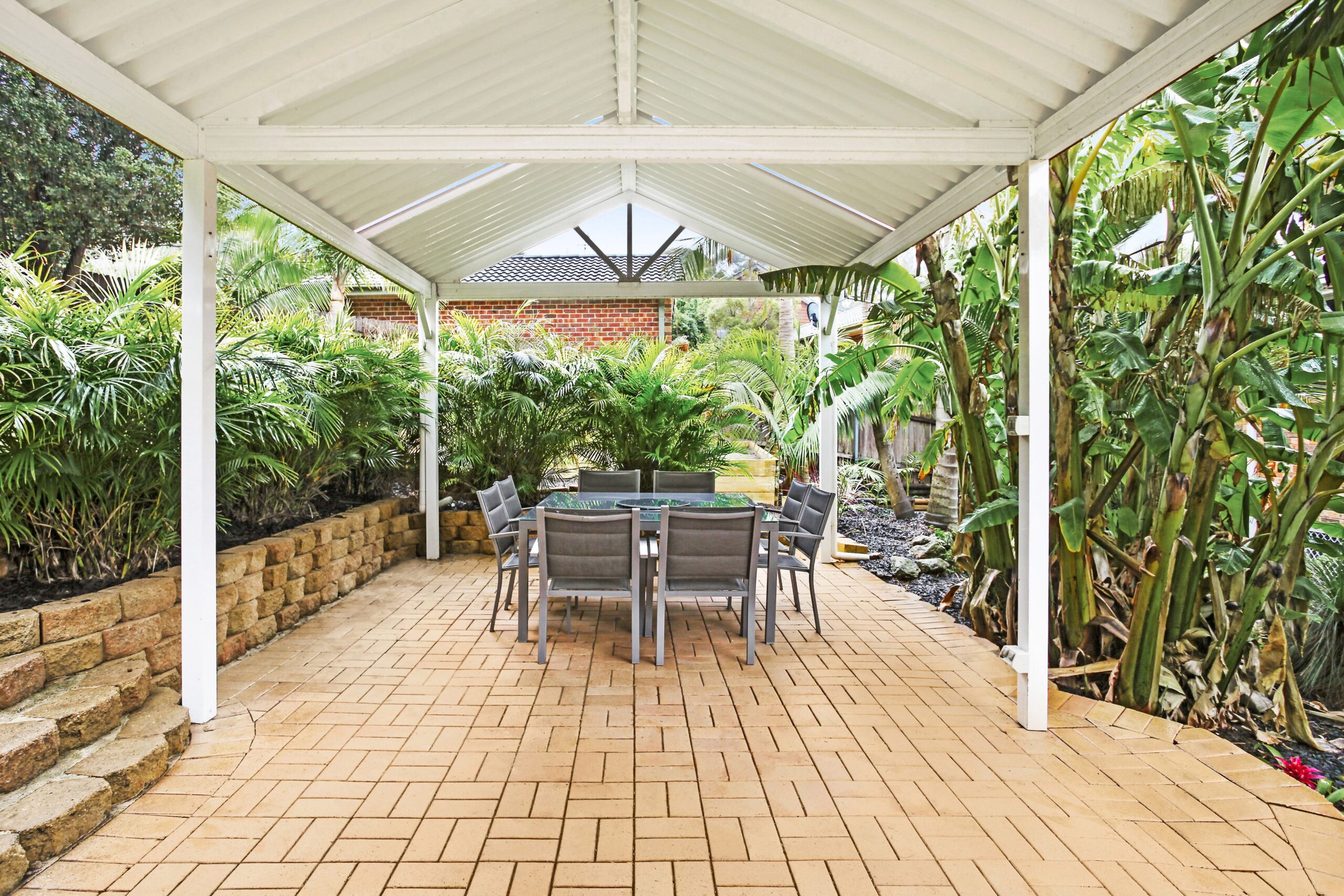 25 Paltarra Place, Cordeaux Heights - Thumbnail 2