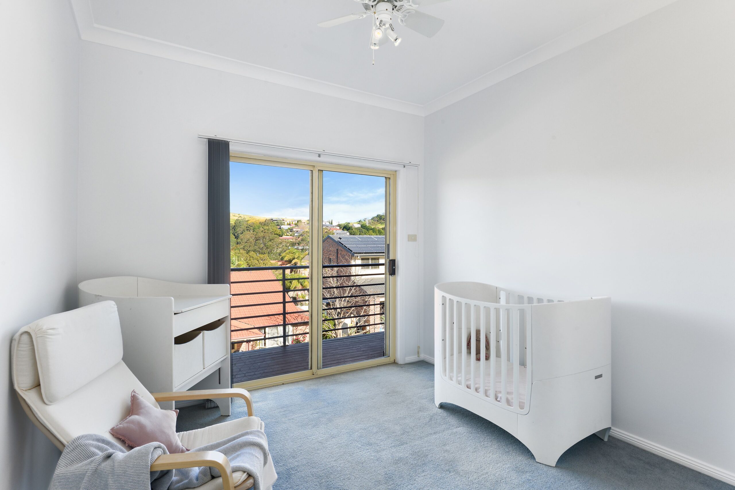 13 Coorung Close, Cordeaux Heights - Thumbnail 6