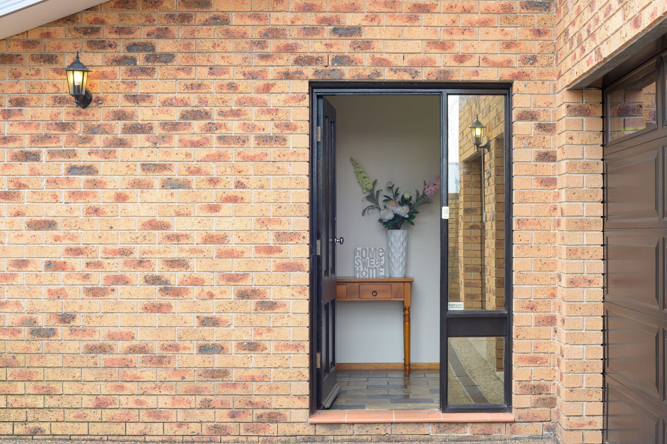 25 Koombala Grove, Cordeaux Heights - Thumbnail 2