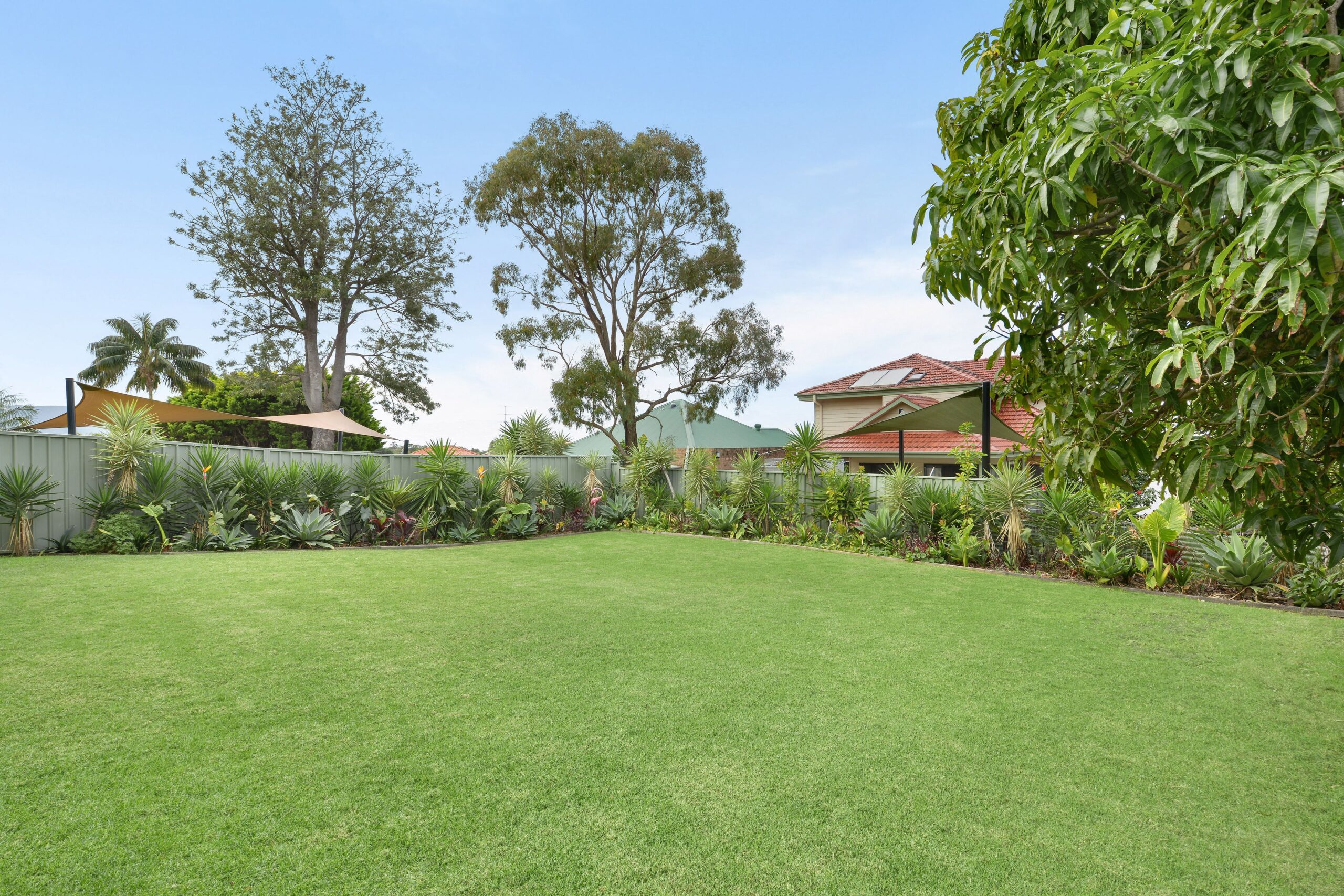 16 Wilga Street, Corrimal - Thumbnail 2