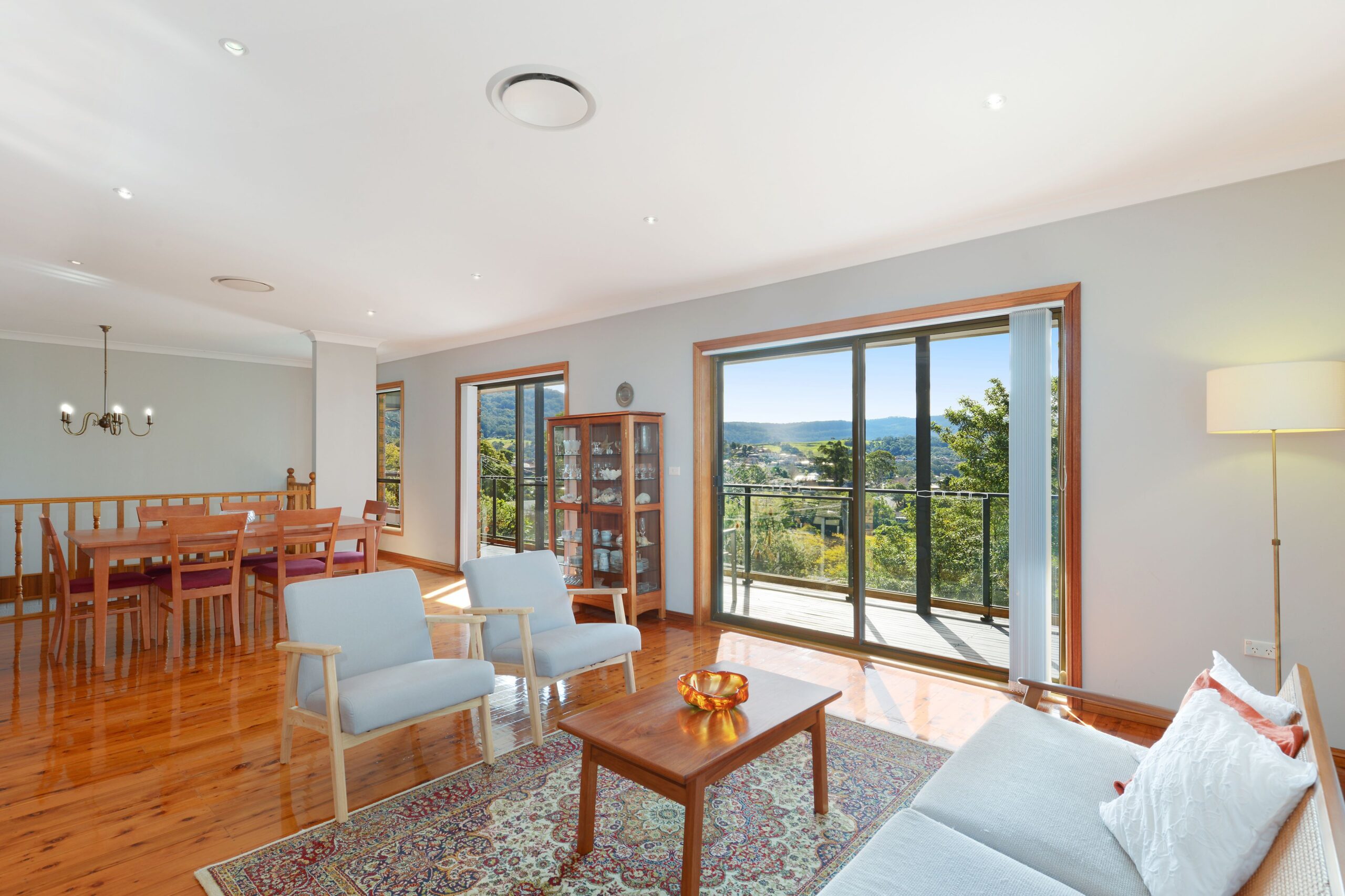 51 Iola Avenue, Farmborough Heights - Thumbnail 8
