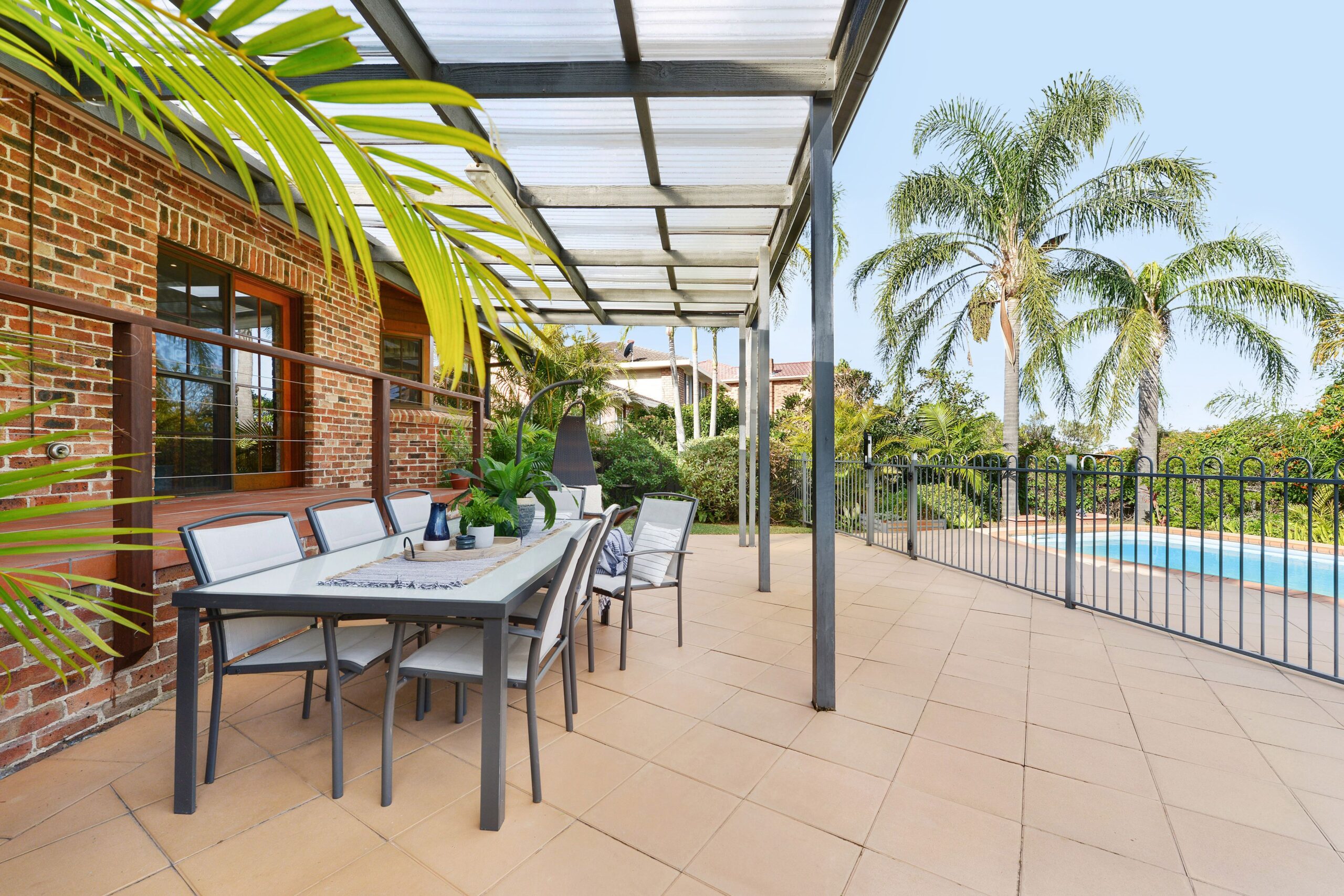 13 Booreea Boulevarde, Cordeaux Heights - Thumbnail 2