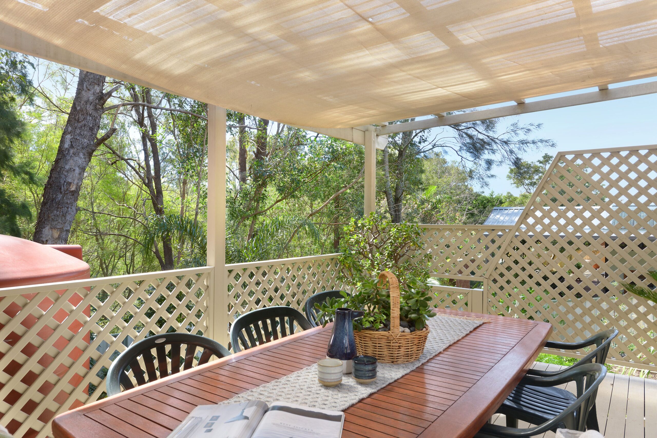 60 Tamarind Drive, Cordeaux Heights - Thumbnail 3