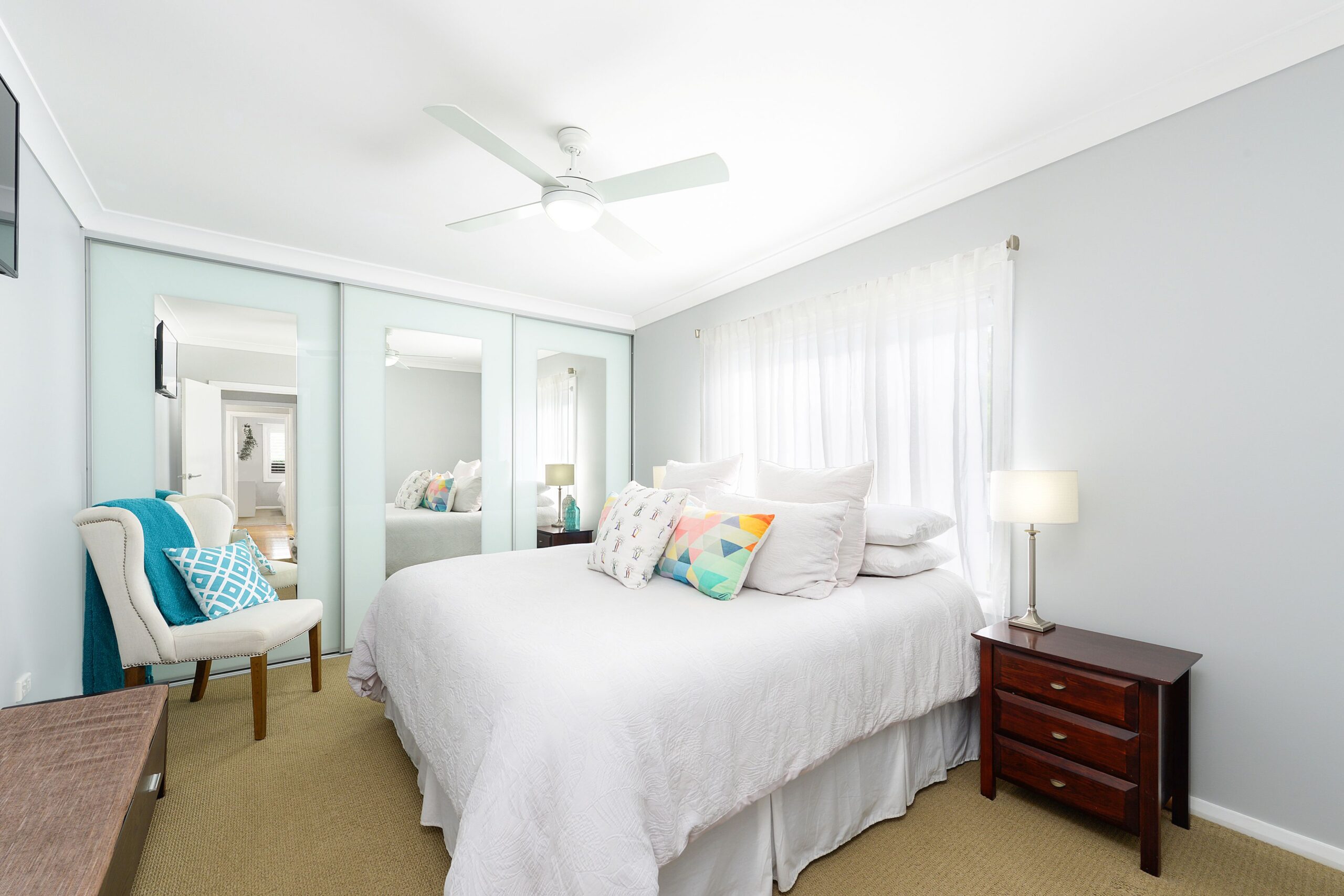 54 London Drive, West Wollongong - Thumbnail 7