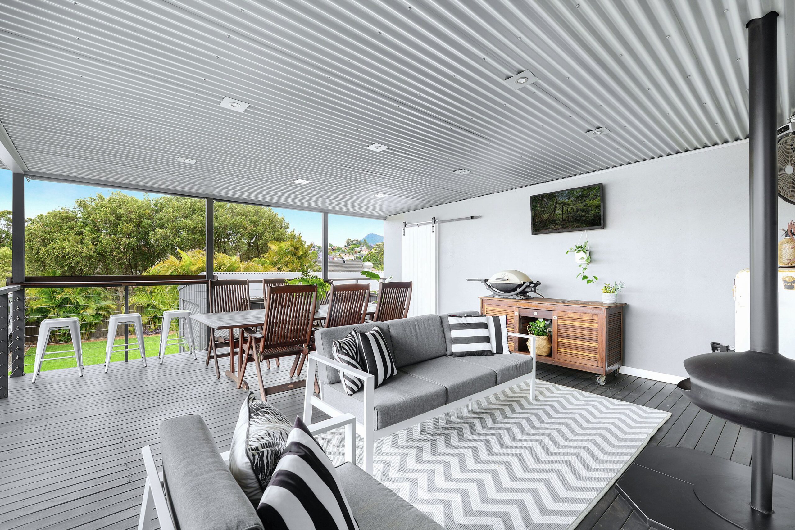 54 London Drive, West Wollongong - Thumbnail 4