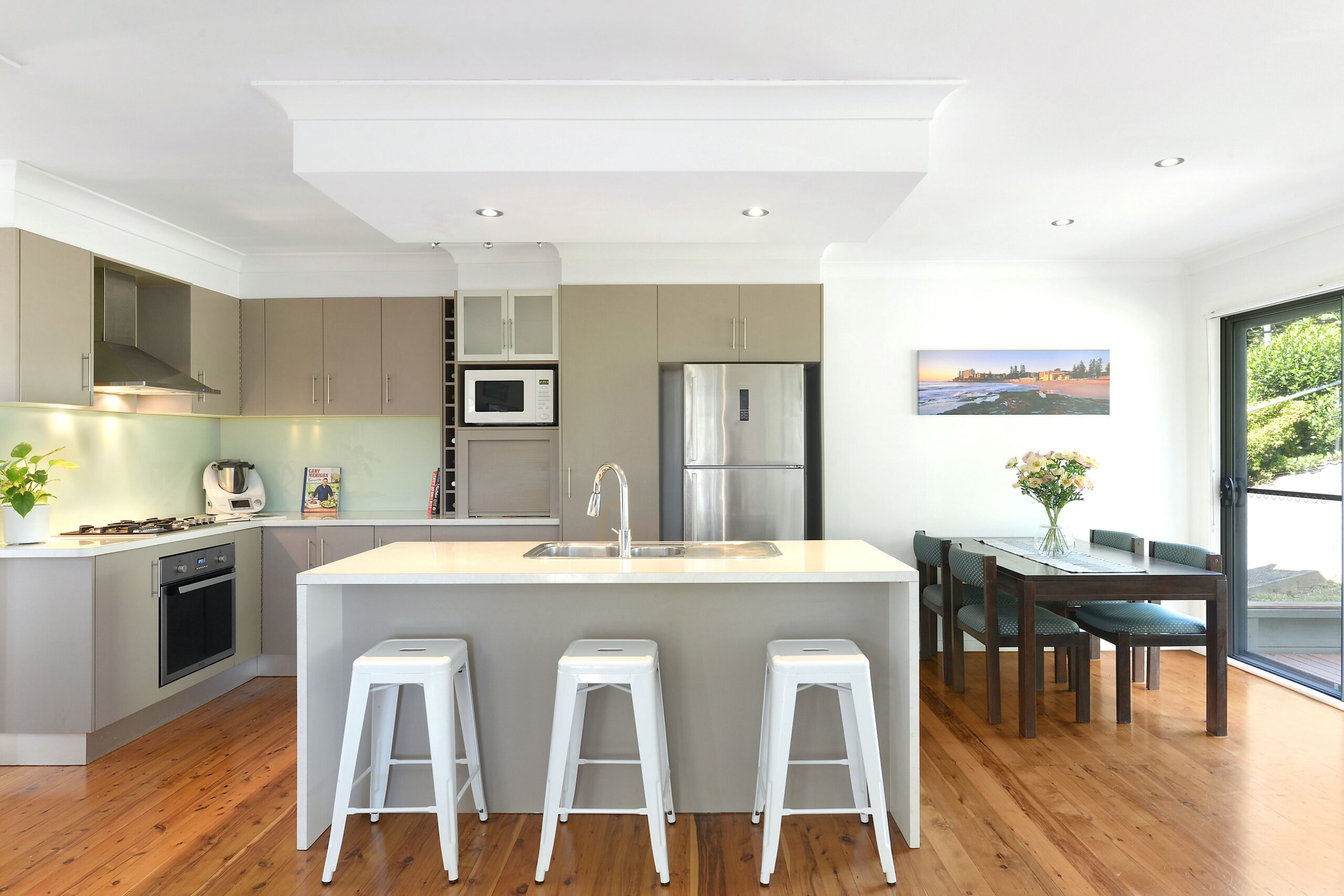 1 Vista Avenue, Farmborough Heights - Thumbnail 7