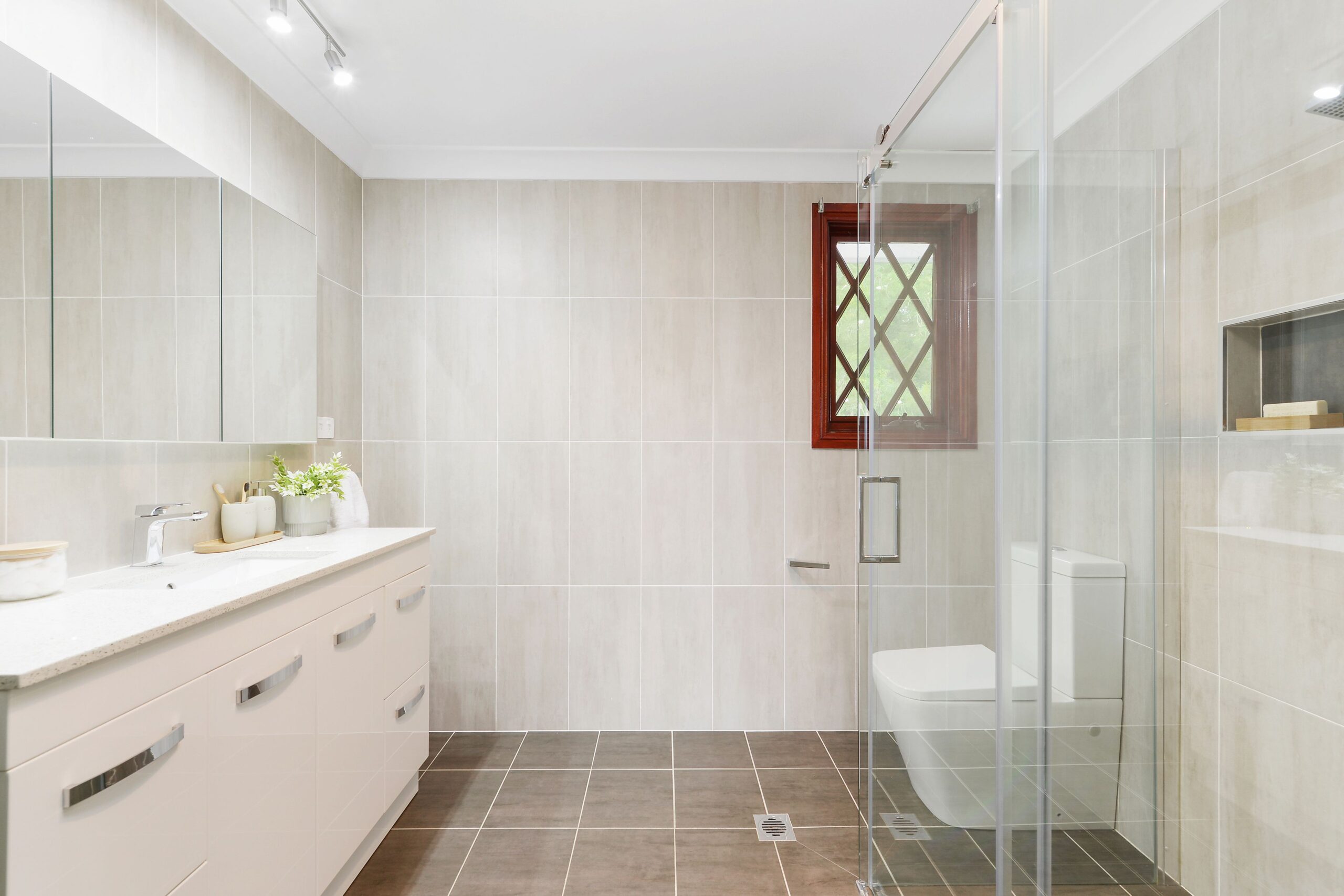 151 Derribong Drive, Cordeaux Heights - Thumbnail 5