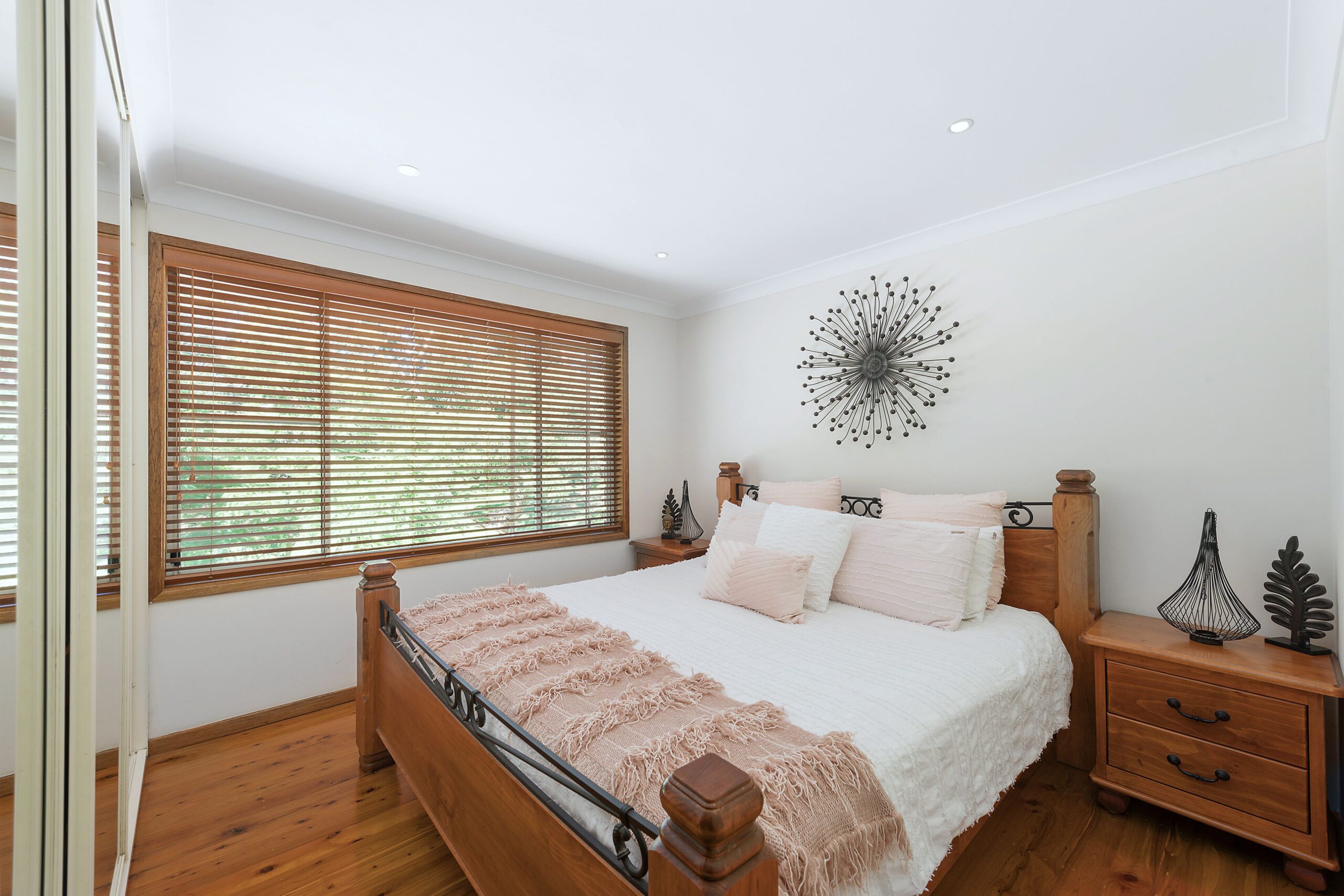 37 Toolangi Close, Cordeaux Heights - Thumbnail 5