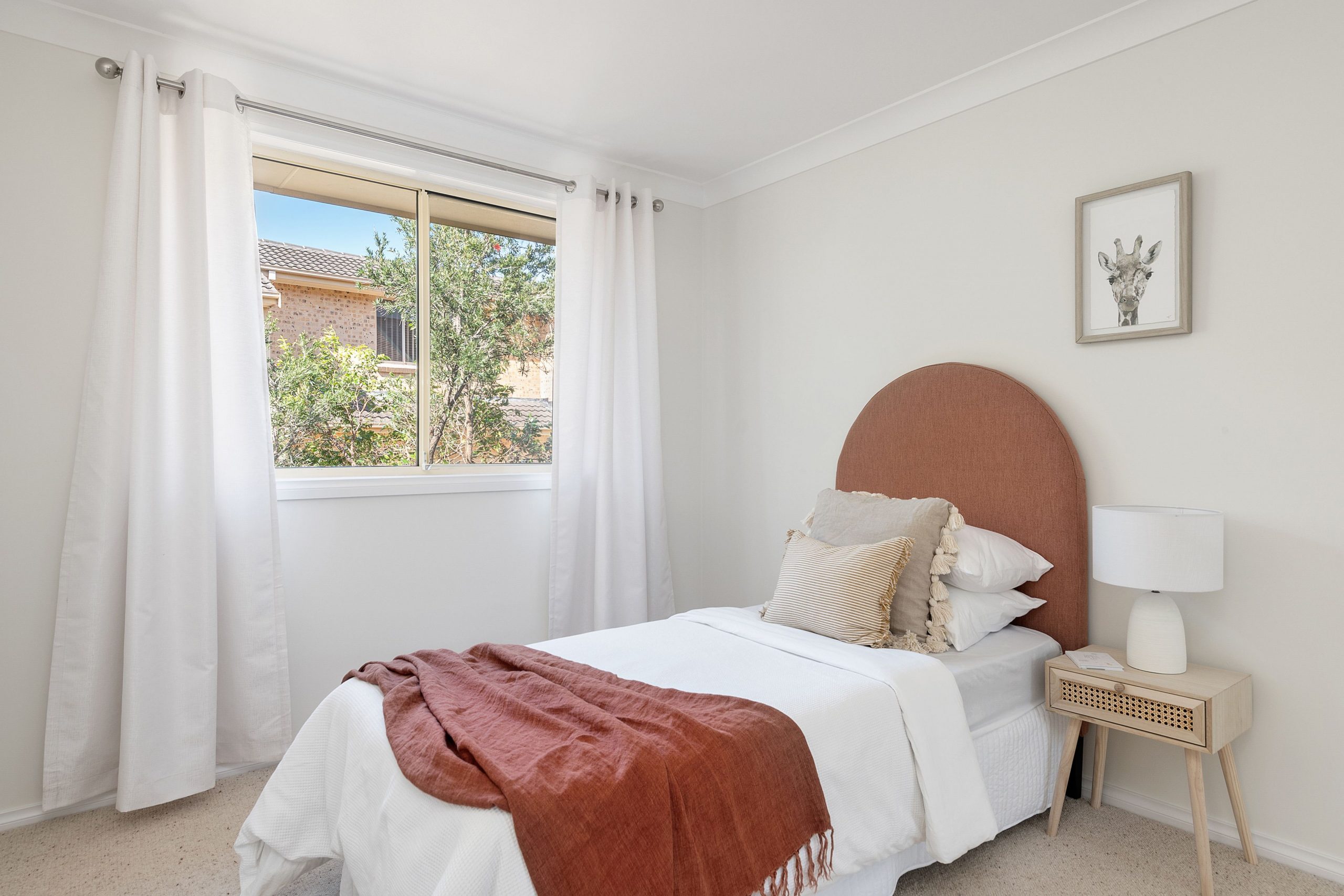 1/8 Hunter Street, Balgownie - Thumbnail 2
