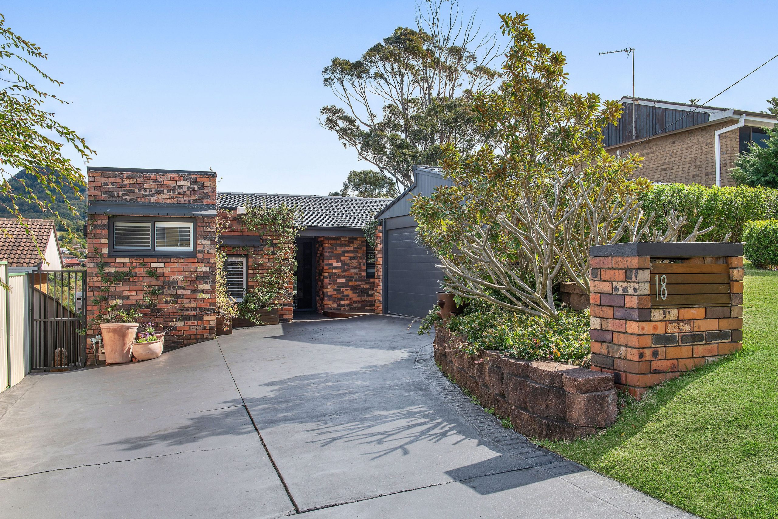 18 Evelyn Avenue