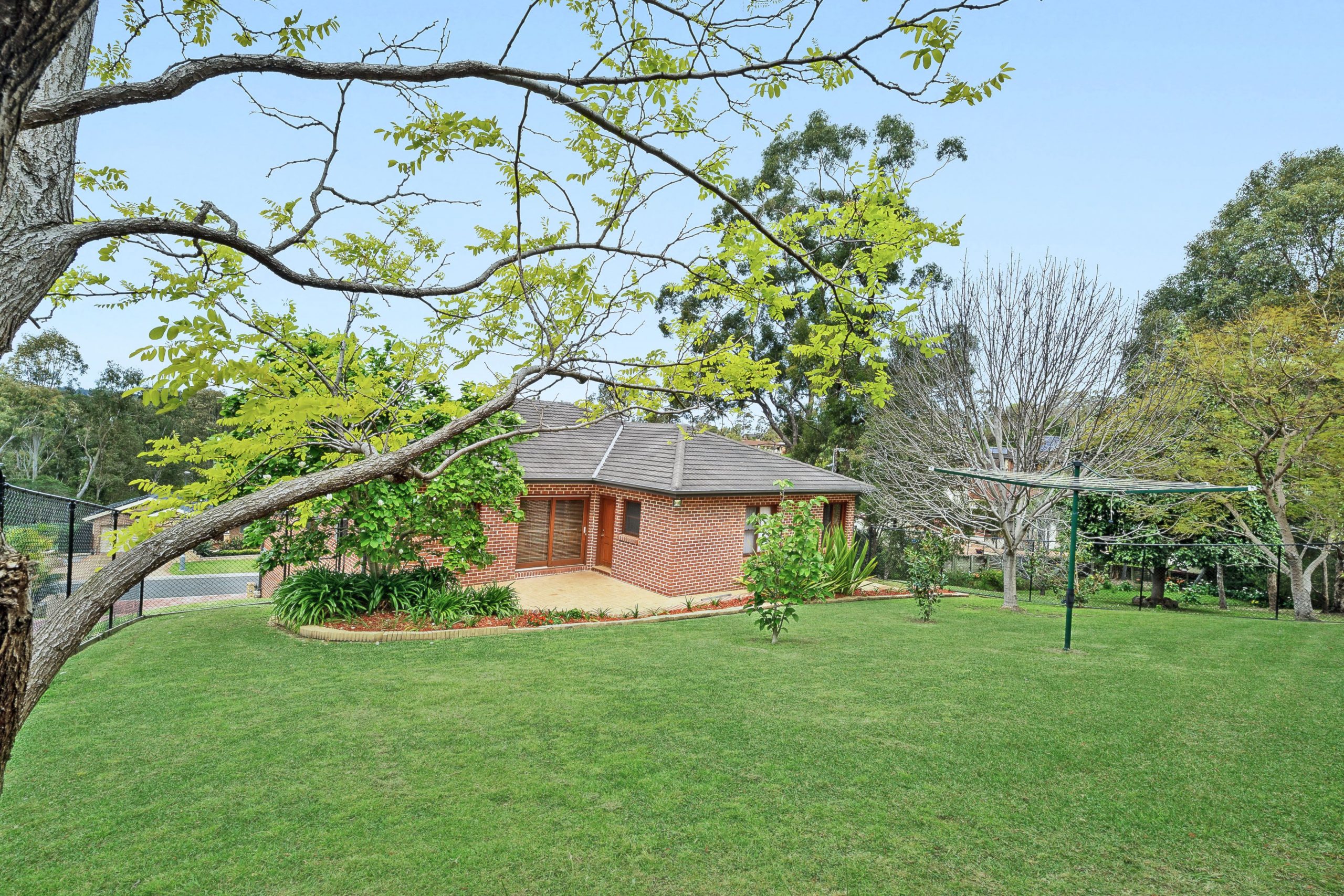 4 Canaan Avenue, Figtree - Image 1