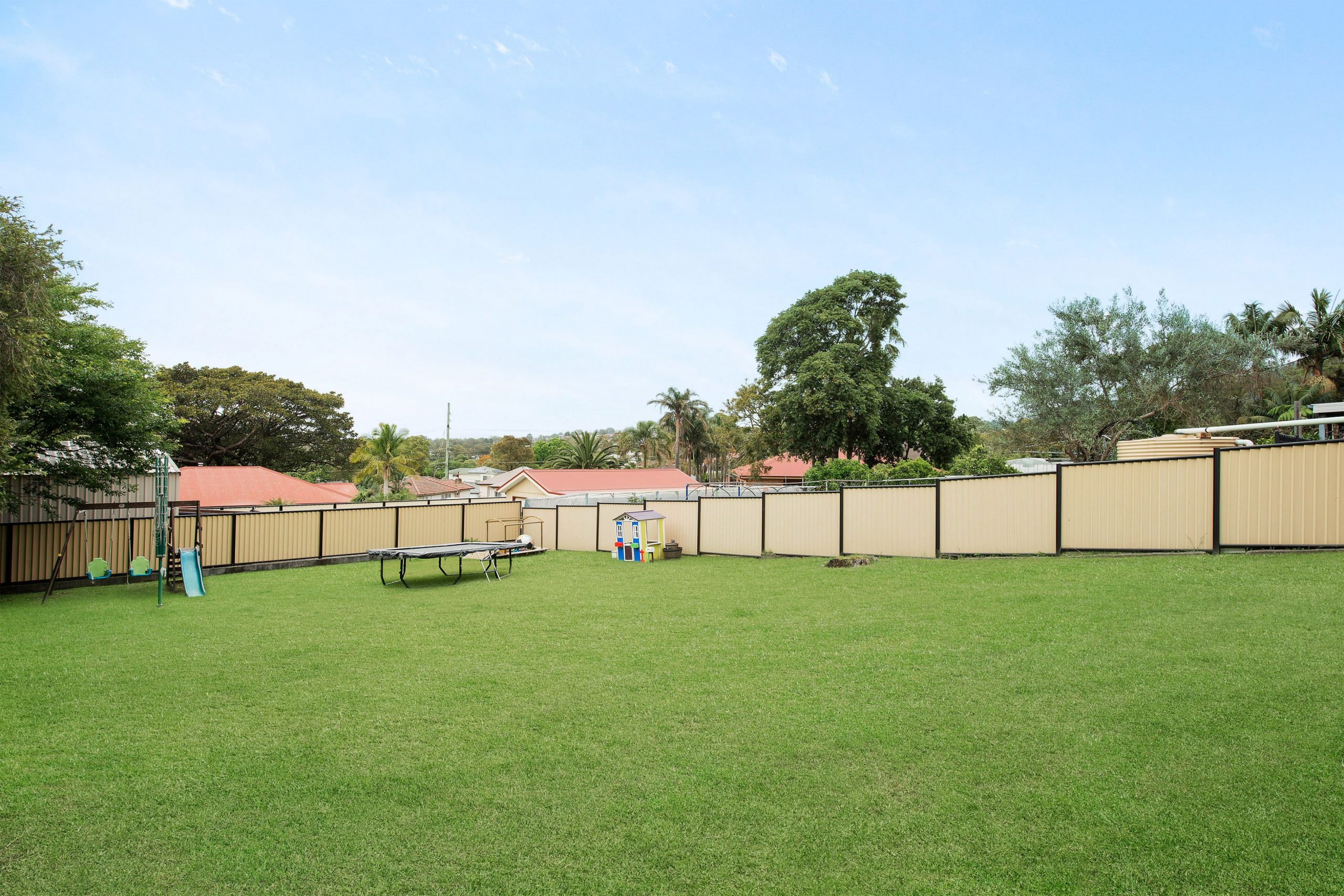 87 Springfield Avenue, Figtree - Thumbnail 2