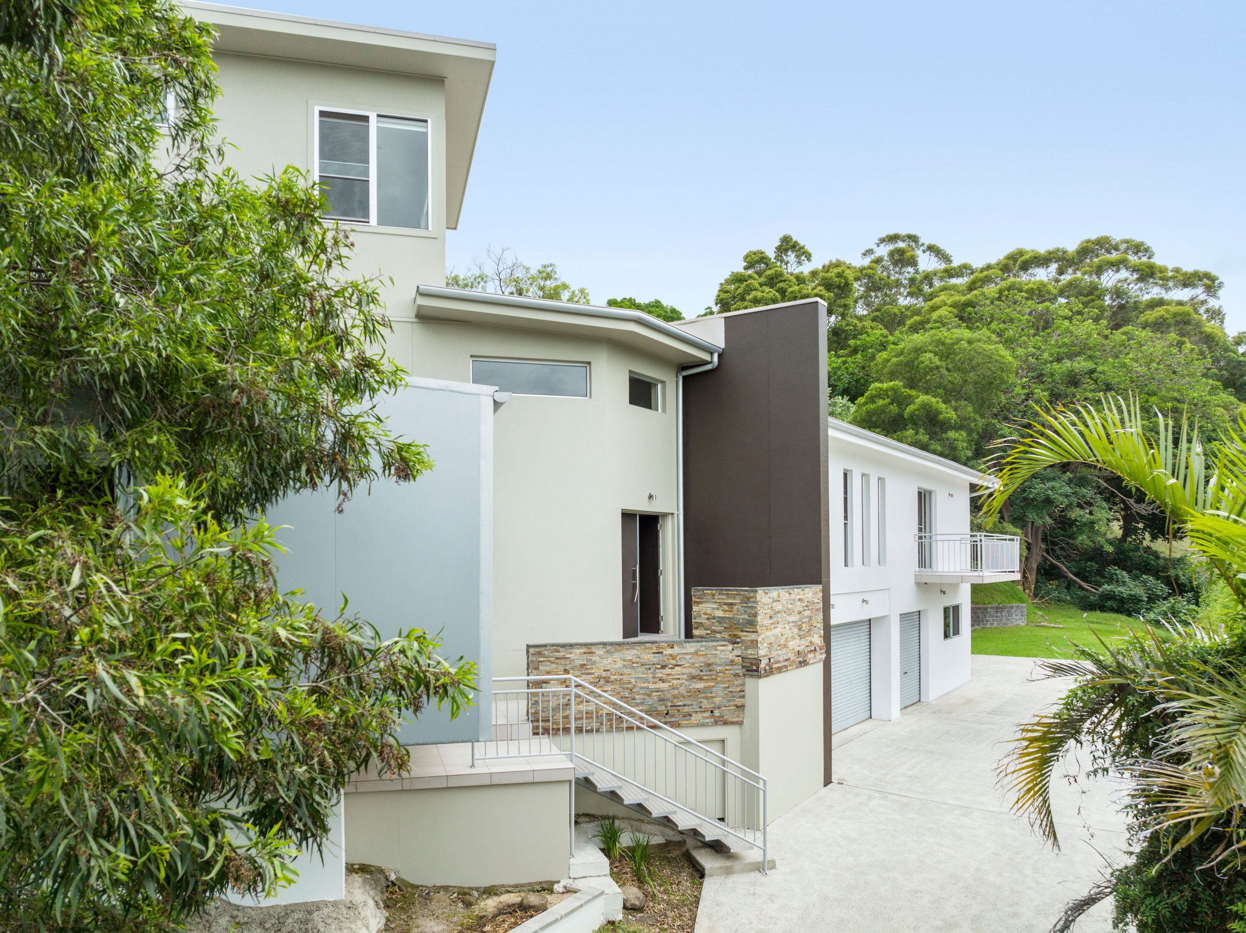 12 Moab Place, Figtree - Image 1