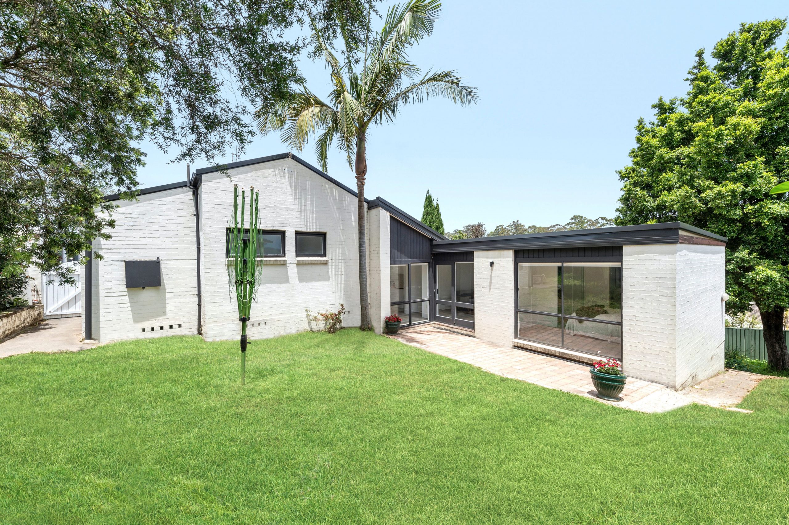 4 Cypress Avenue, Figtree - Thumbnail 2