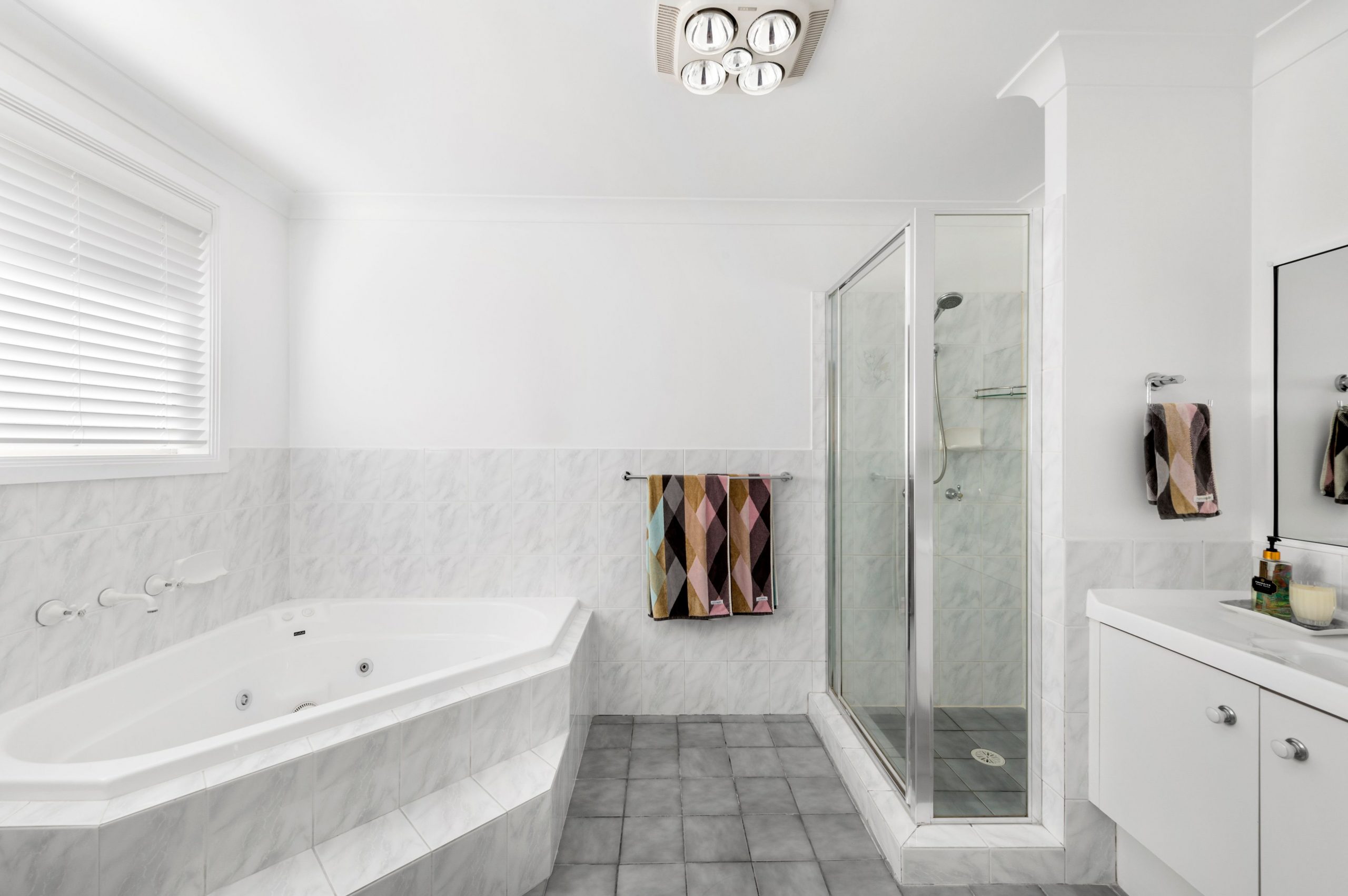 4 Juniper Place, Farmborough Heights - Thumbnail 6