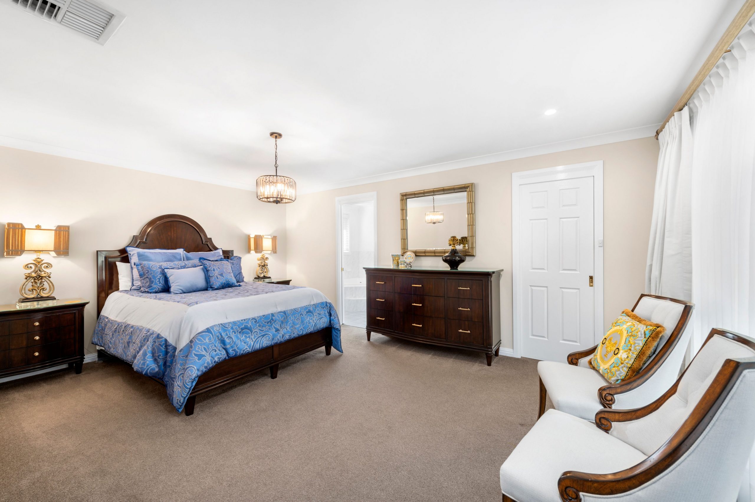 4 Juniper Place, Farmborough Heights - Thumbnail 7