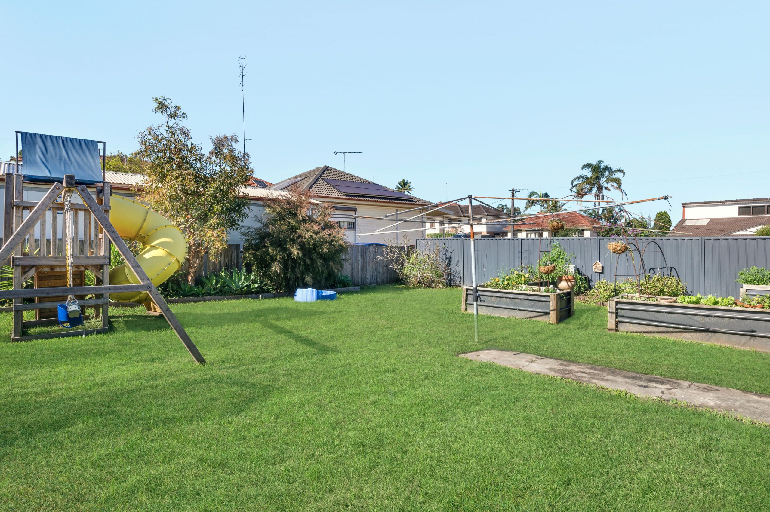 19 Karrabah Crescent, Lake Heights - Thumbnail 3