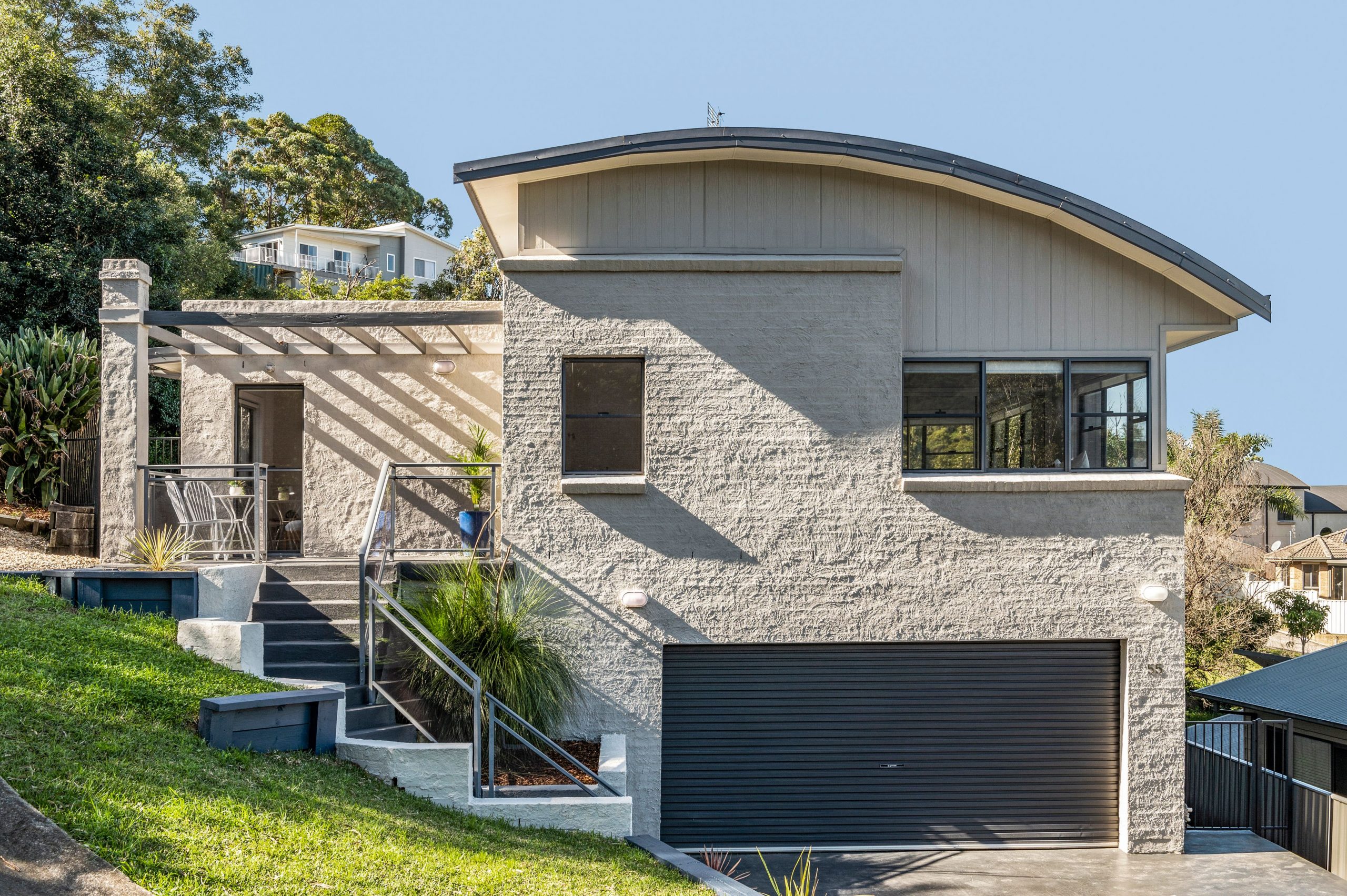 55 River Oak Road, Farmborough Heights - Image 1