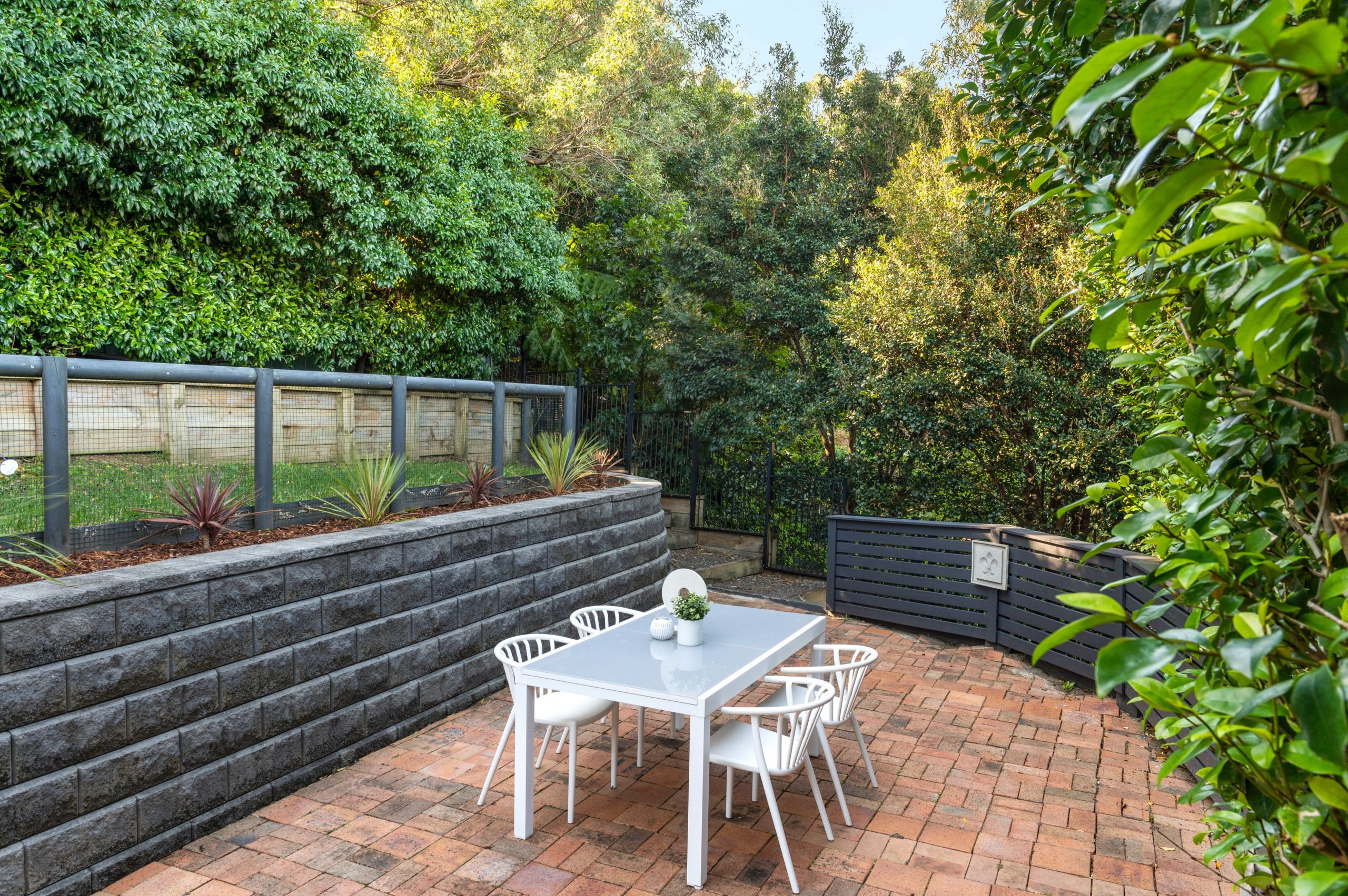 55 River Oak Road, Farmborough Heights - Thumbnail 3