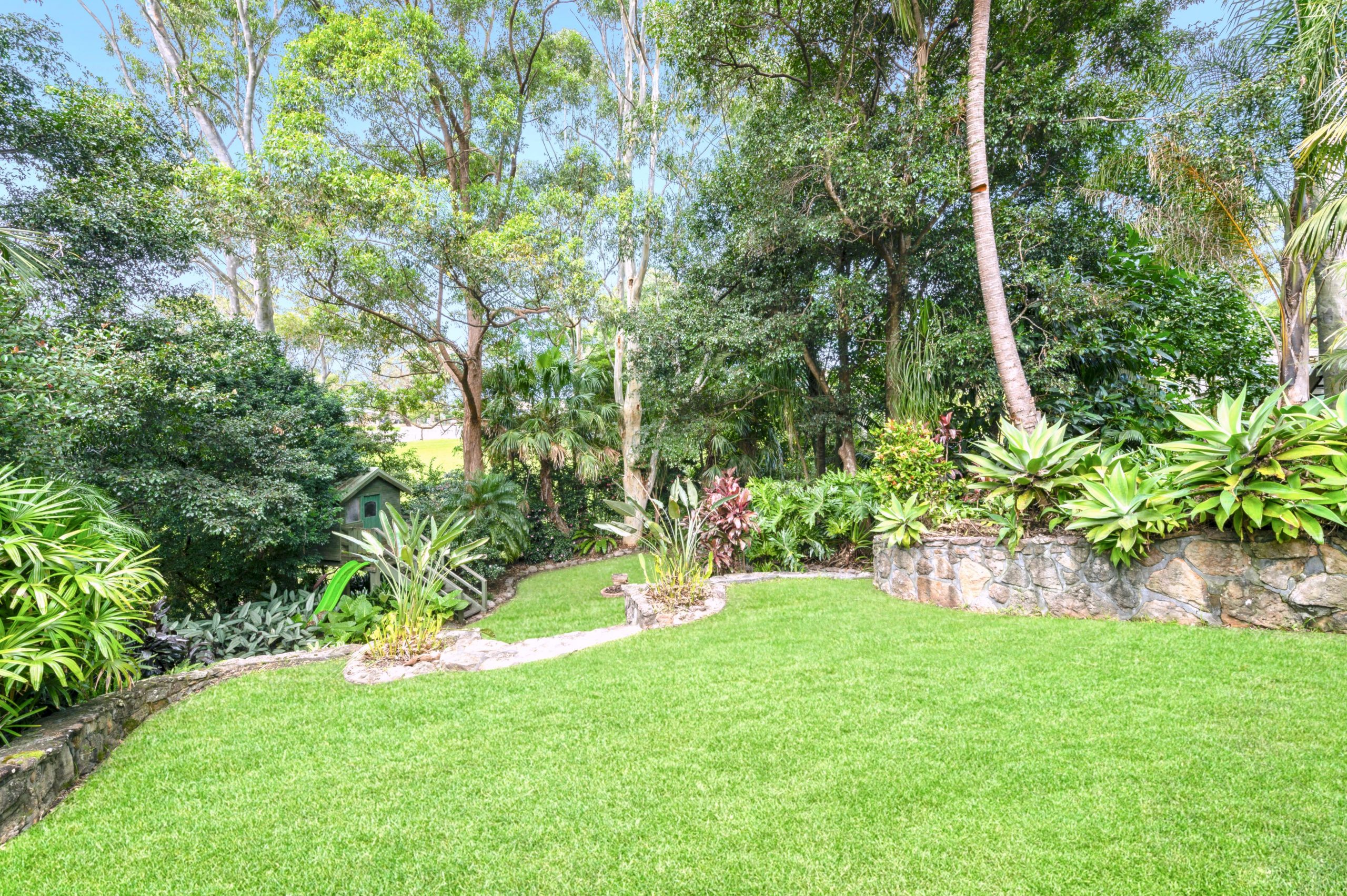 219 Cordeaux Road, Mount Kembla - Thumbnail 2