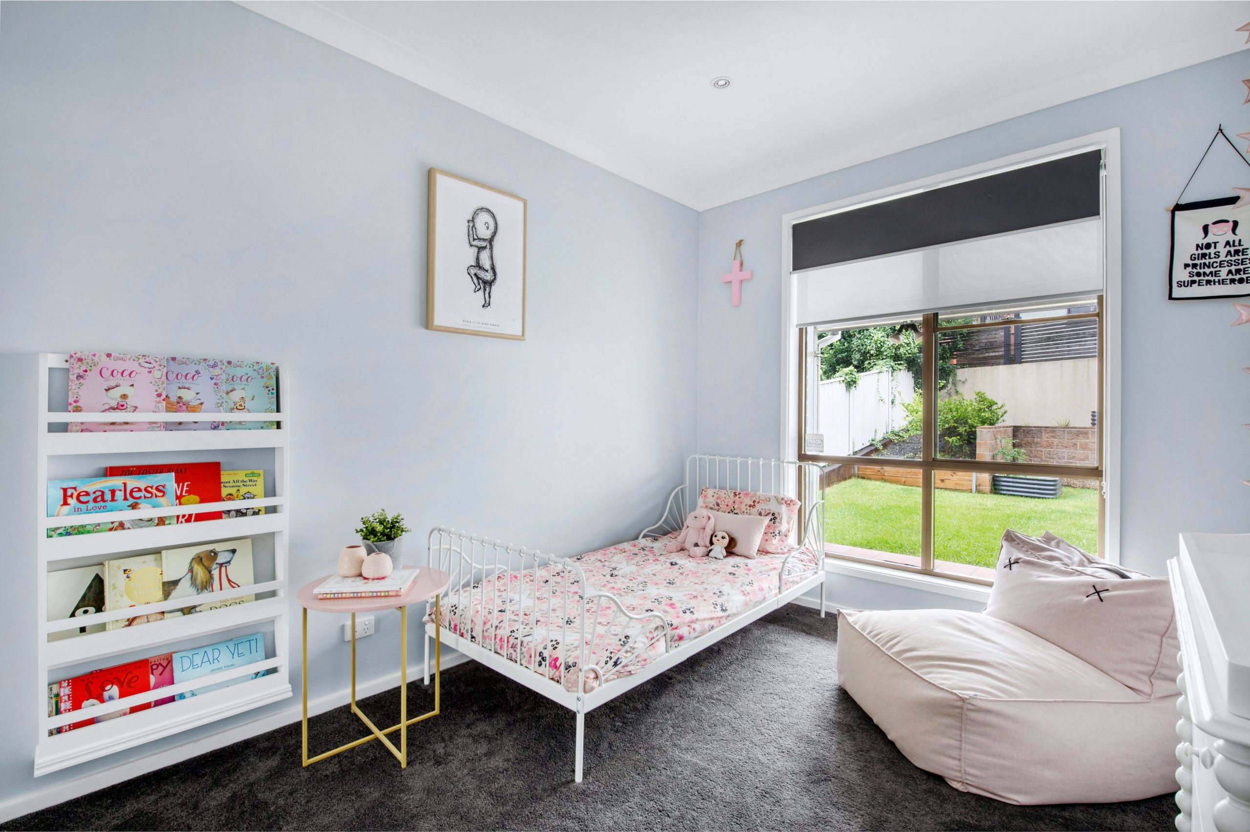 16 Derribong Drive, Cordeaux Heights - Thumbnail 3