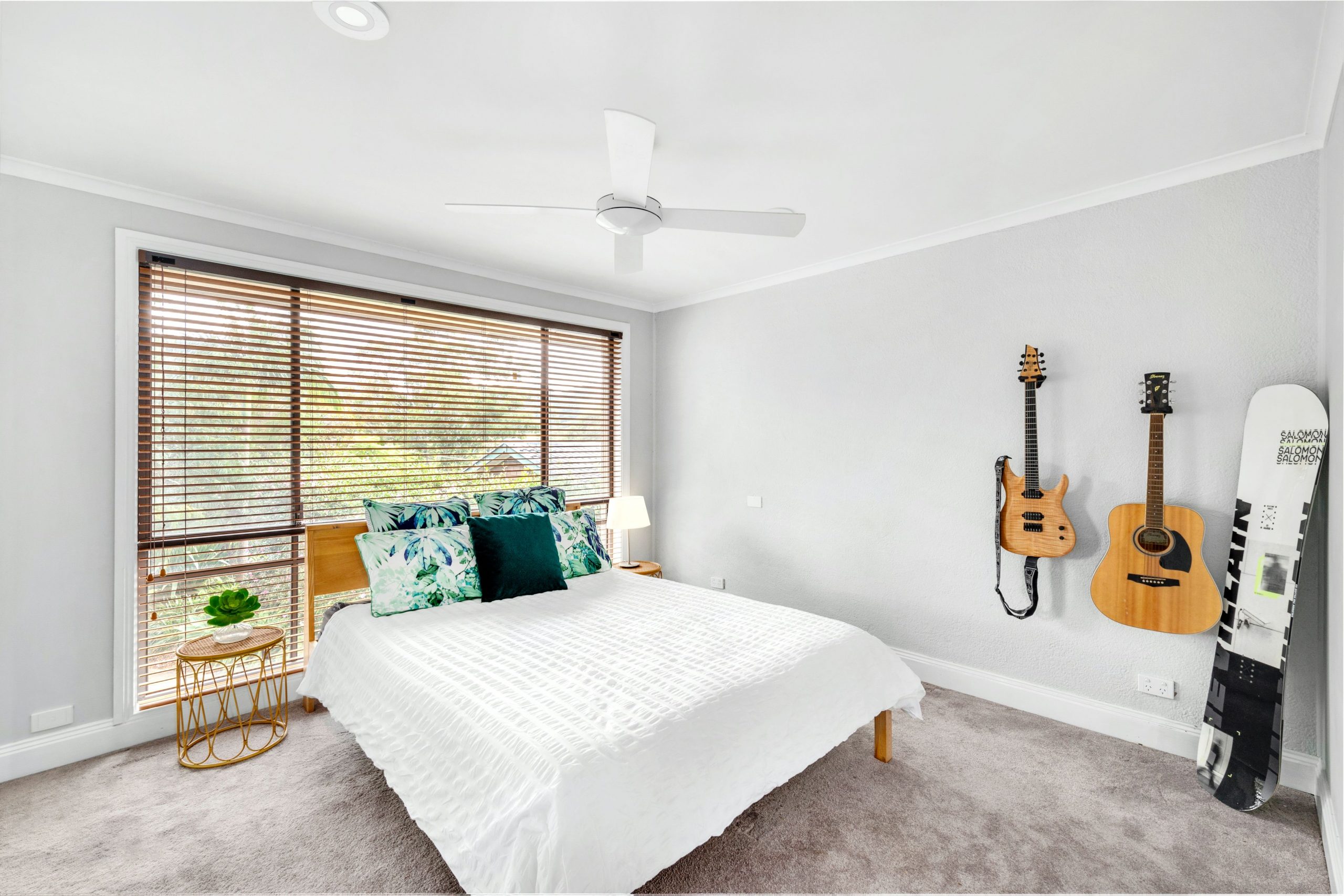 219 Cordeaux Road, Mount Kembla - Thumbnail 4