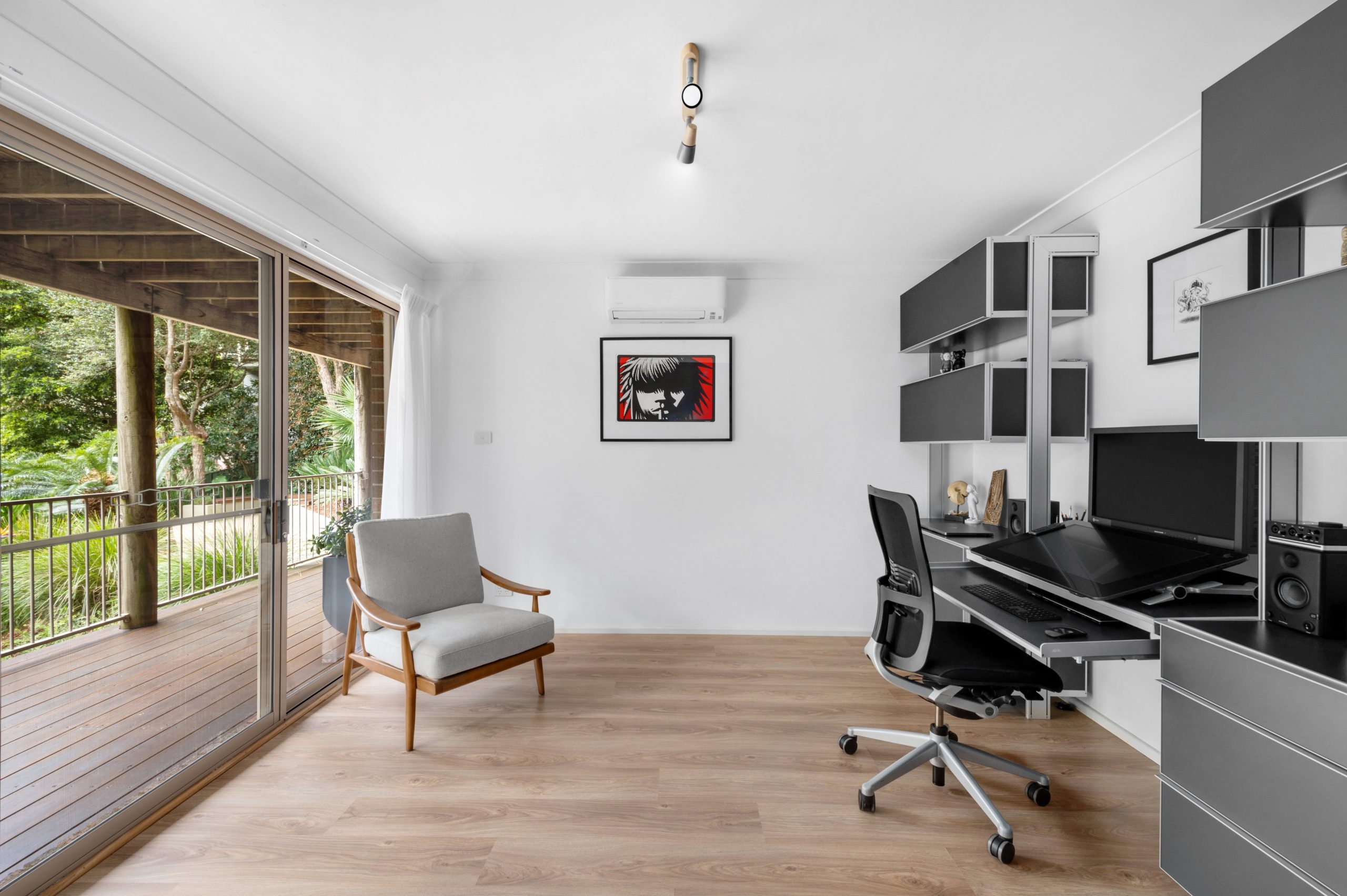 162 Derribong Drive, Cordeaux Heights - Thumbnail 6