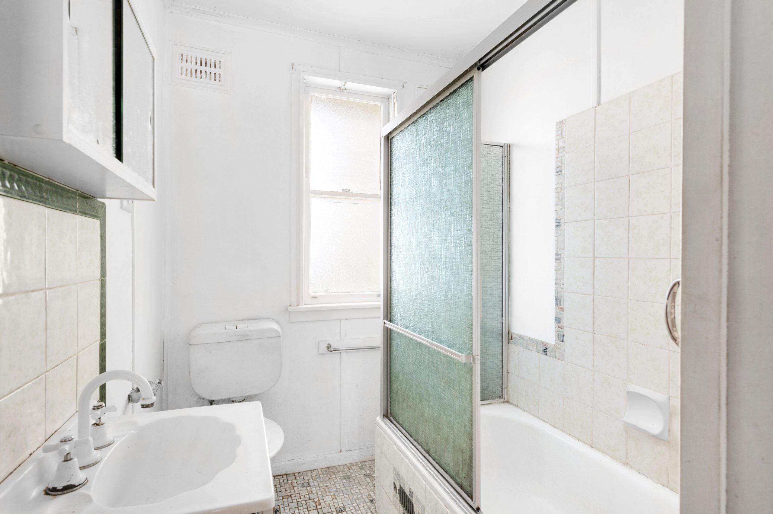 31 Frost Parade, Balgownie - Thumbnail 2