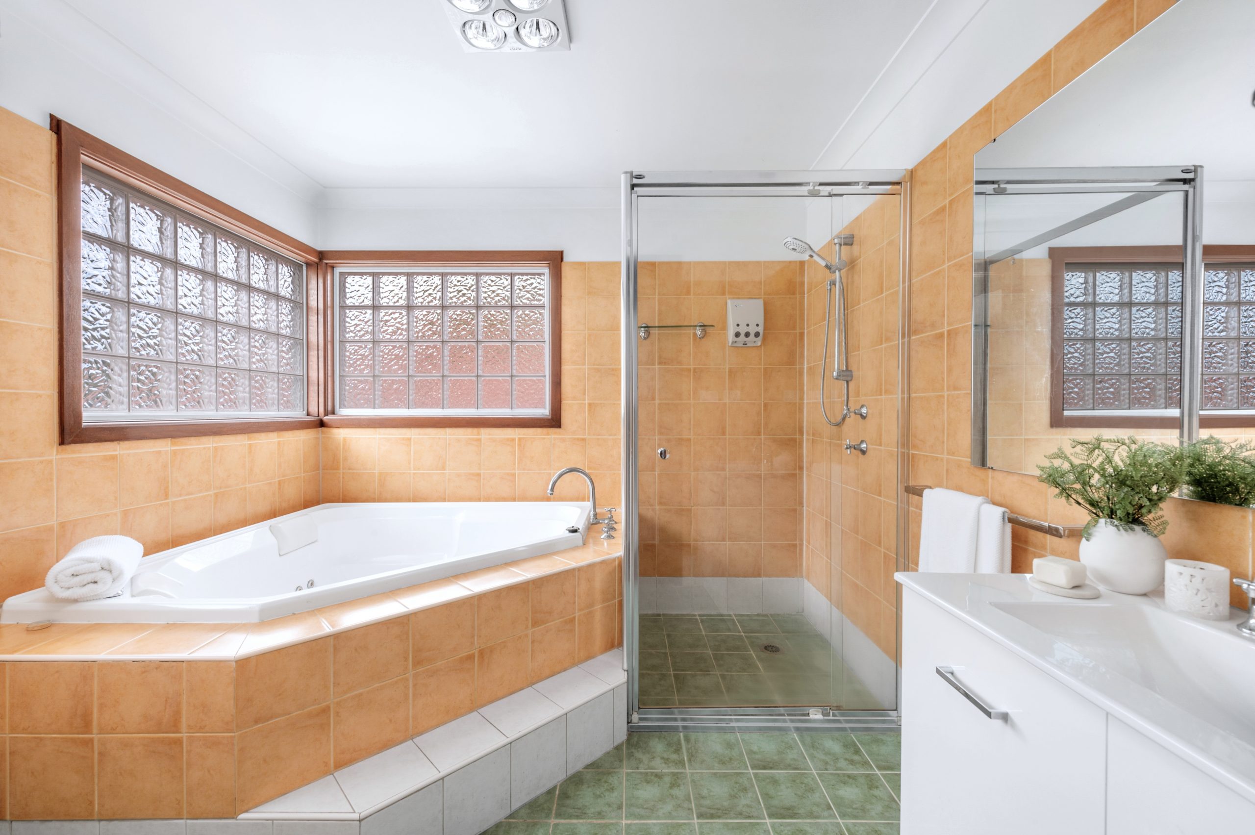 9 Holmden Avenue, Mangerton - Thumbnail 3
