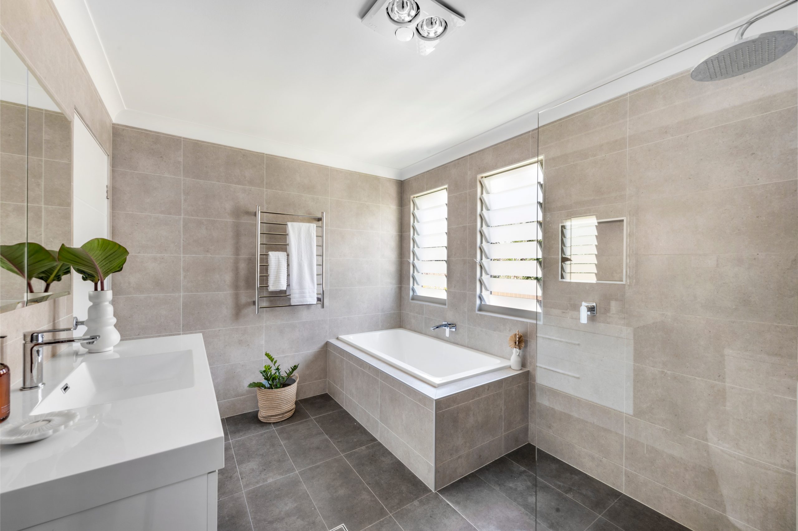 2 McDonough Avenue, Figtree - Thumbnail 3