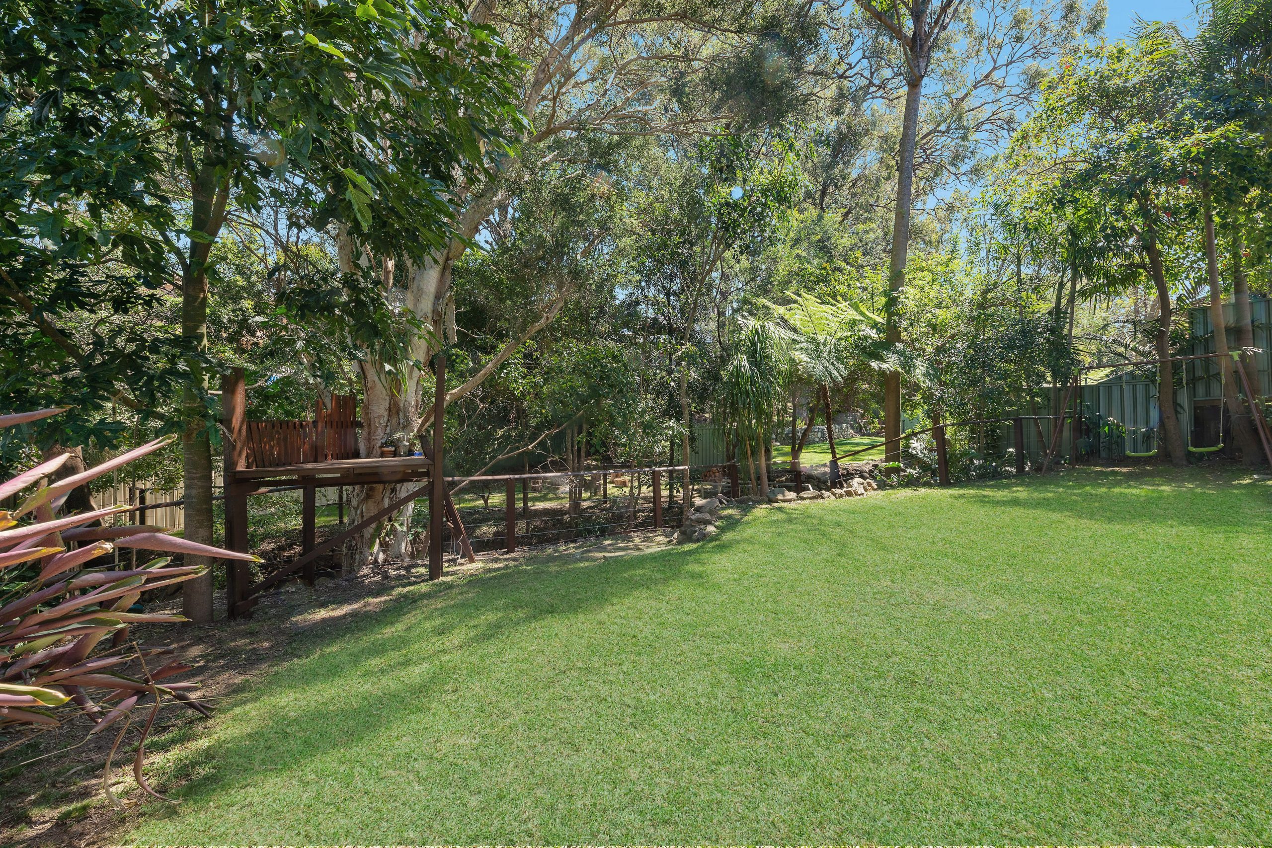 40 Loch Carron Avenue, Farmborough Heights - Thumbnail 3
