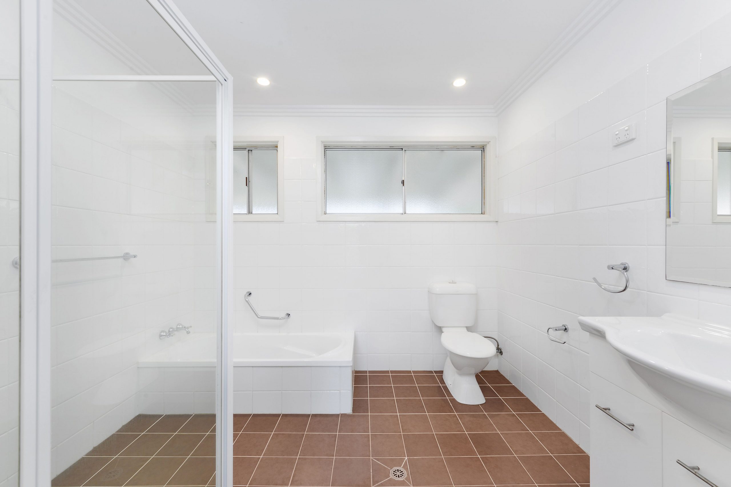 18 Poulter Street, West Wollongong - Thumbnail 2