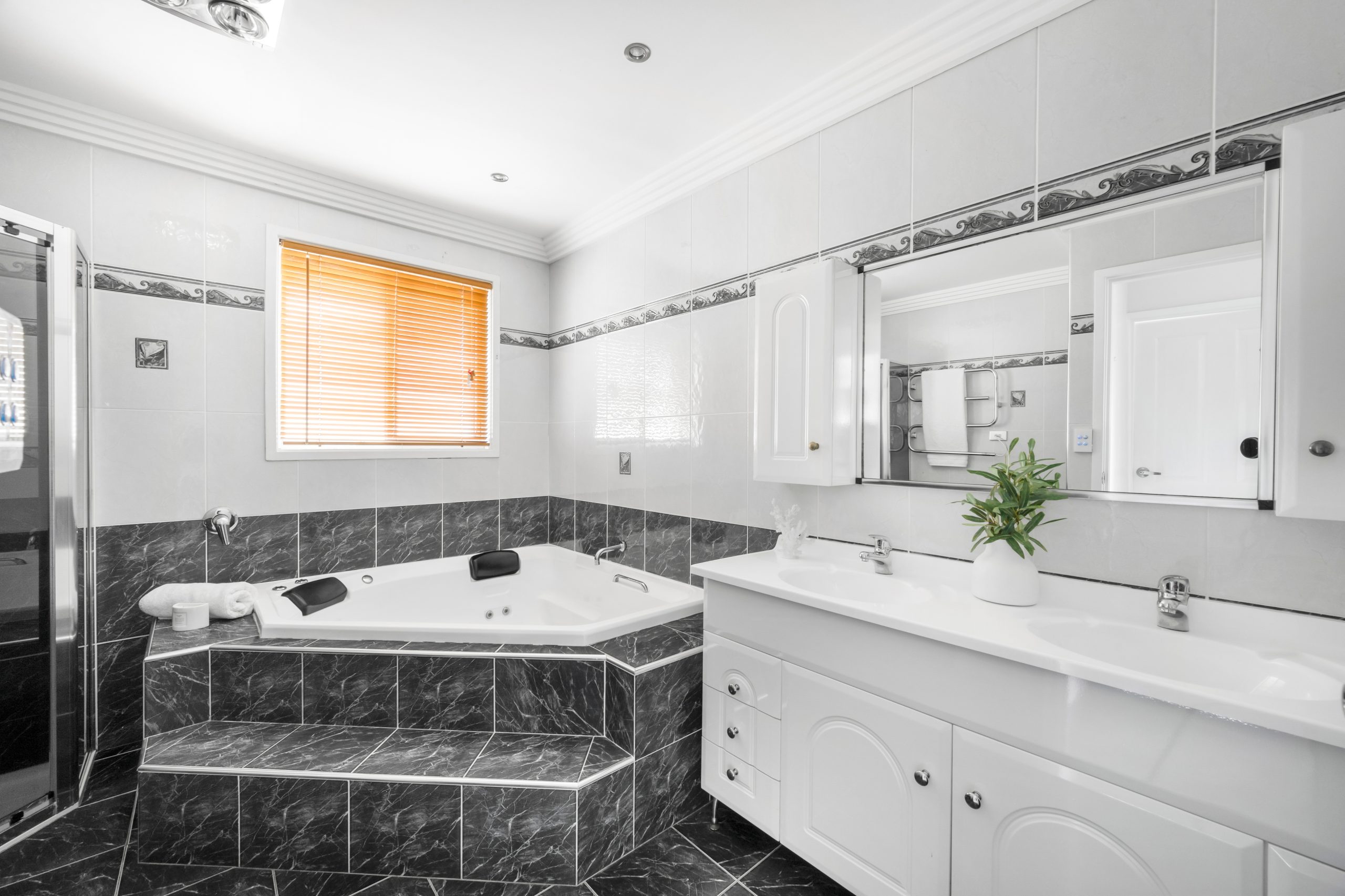 65 Staff Road, Unanderra - Thumbnail 3
