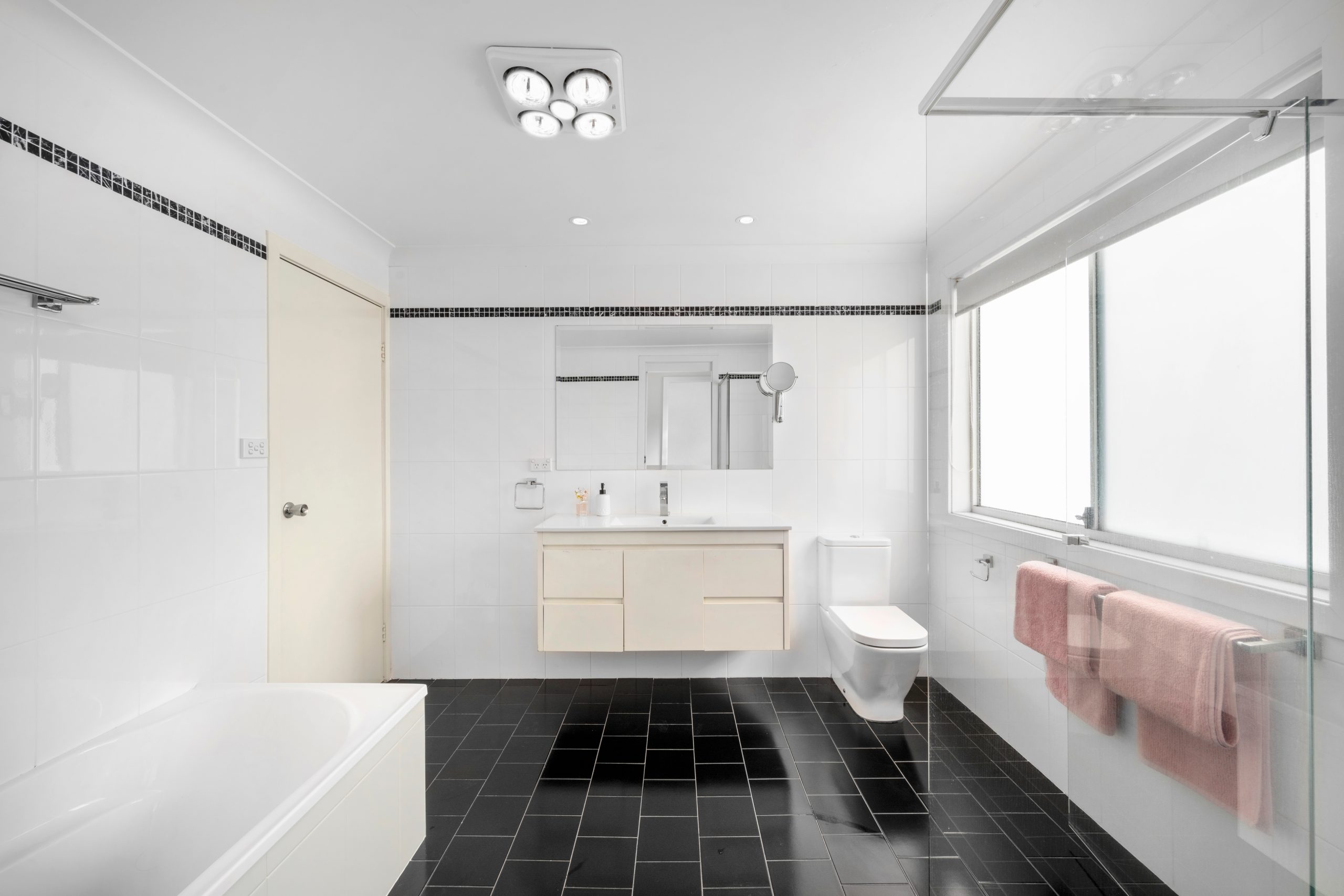 79 Taronga Avenue, Mount Saint Thomas - Thumbnail 8