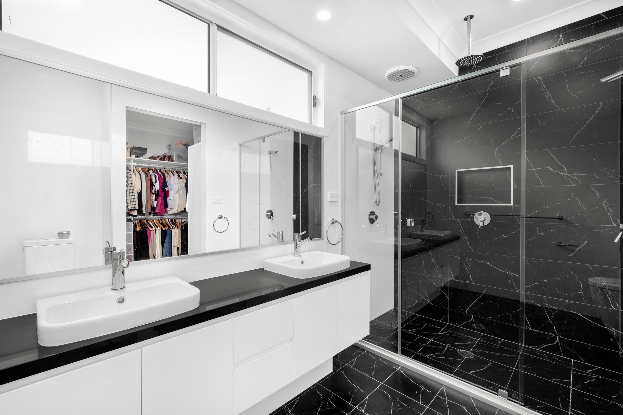 24 Cranesbill Way, Figtree - Thumbnail 6