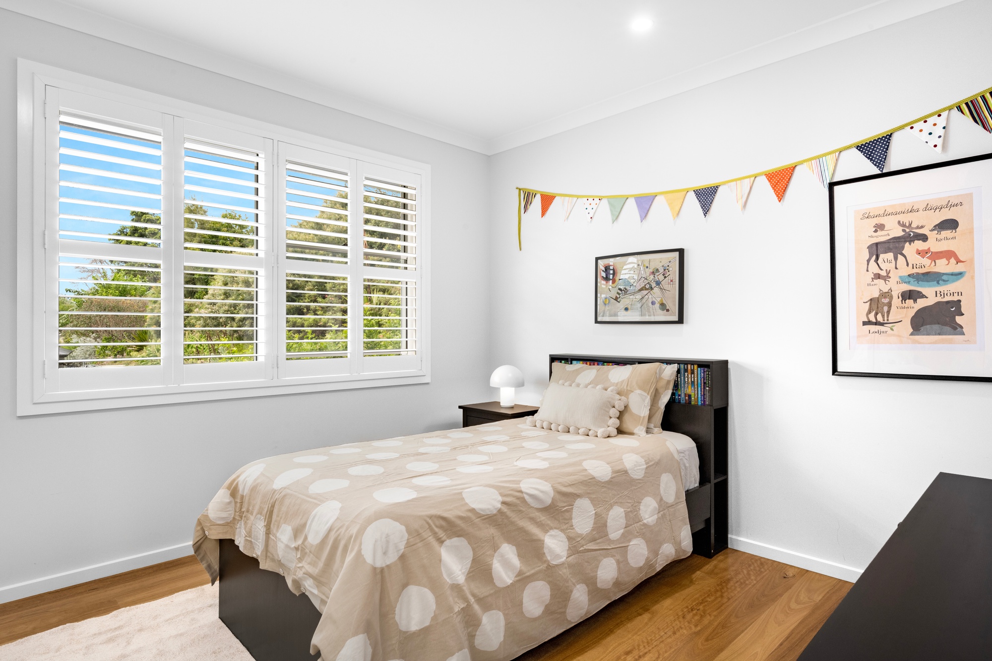 24 Cranesbill Way, Figtree - Thumbnail 2