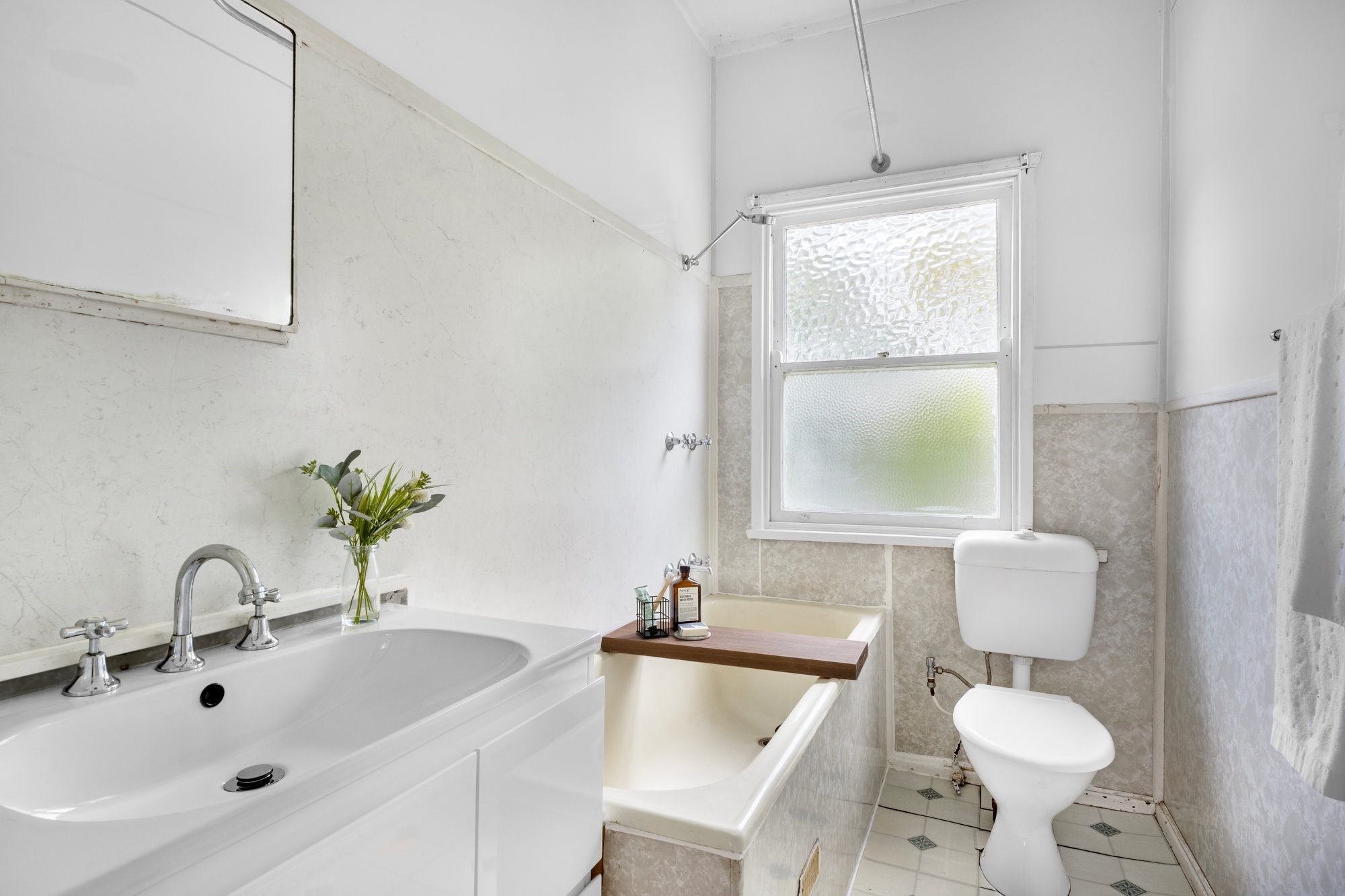 30 Stanleigh Crescent, West Wollongong - Thumbnail 4