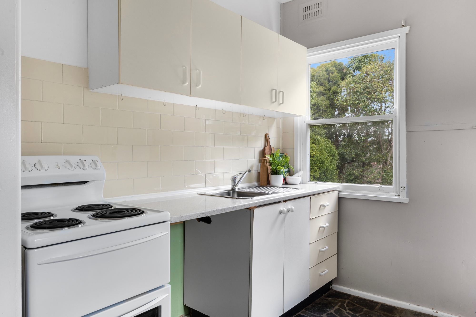 30 Stanleigh Crescent, West Wollongong - Thumbnail 8