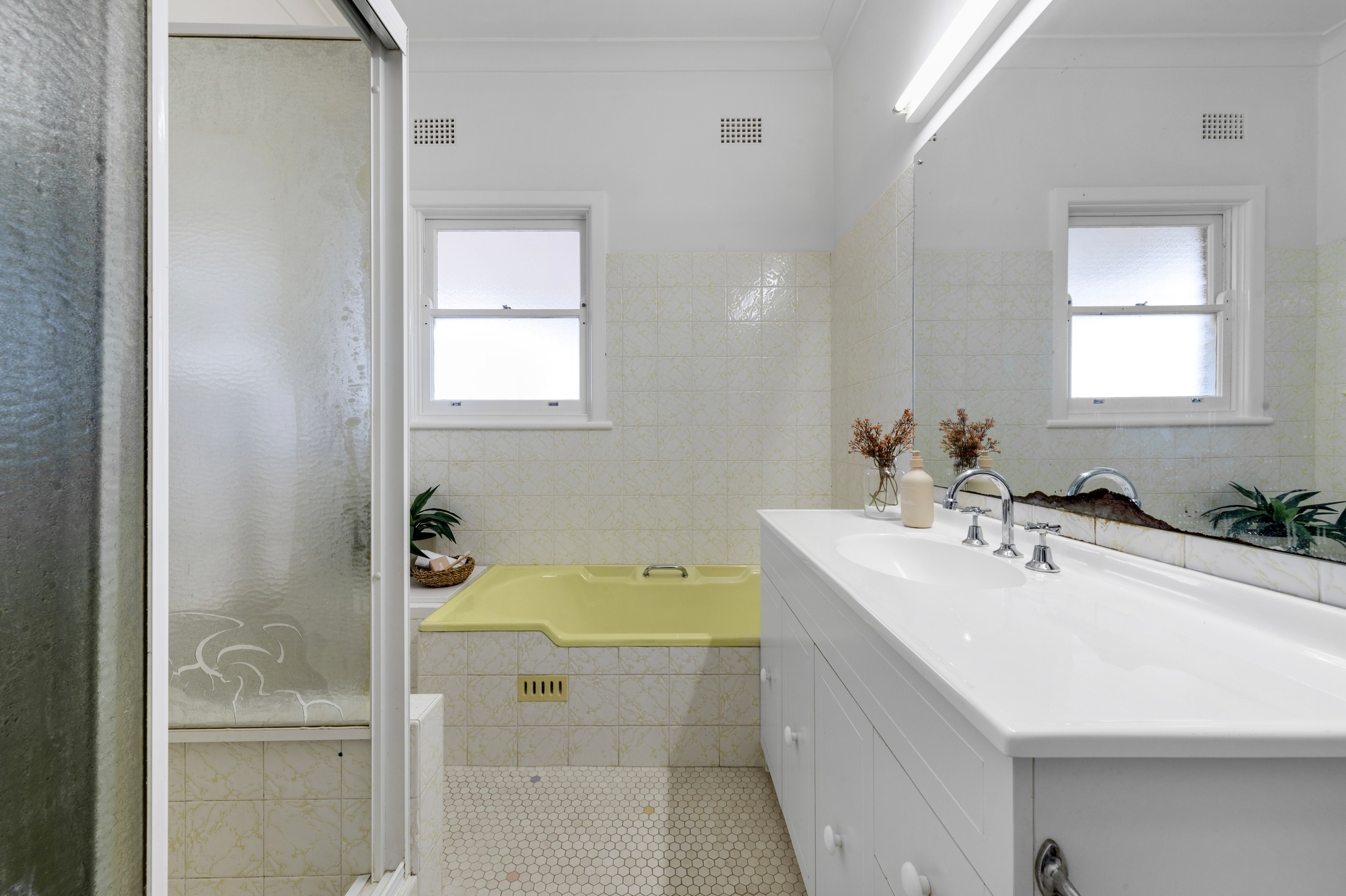 9 Shauna Crescent, Mount Keira - Thumbnail 3