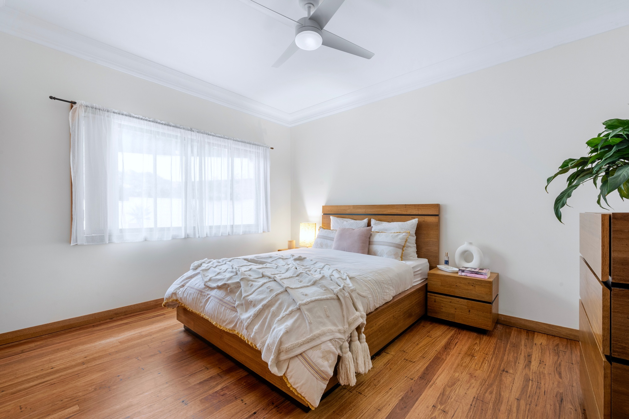 32 Ashley Avenue, Farmborough Heights - Thumbnail 7